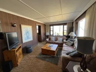 Photo 15 of 824 Paradise Drive, Georgina, Historic Lakeshore Communities — HOMEH