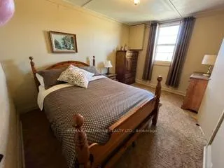 Photo 18 of 824 Paradise Drive, Georgina, Historic Lakeshore Communities — HOMEH