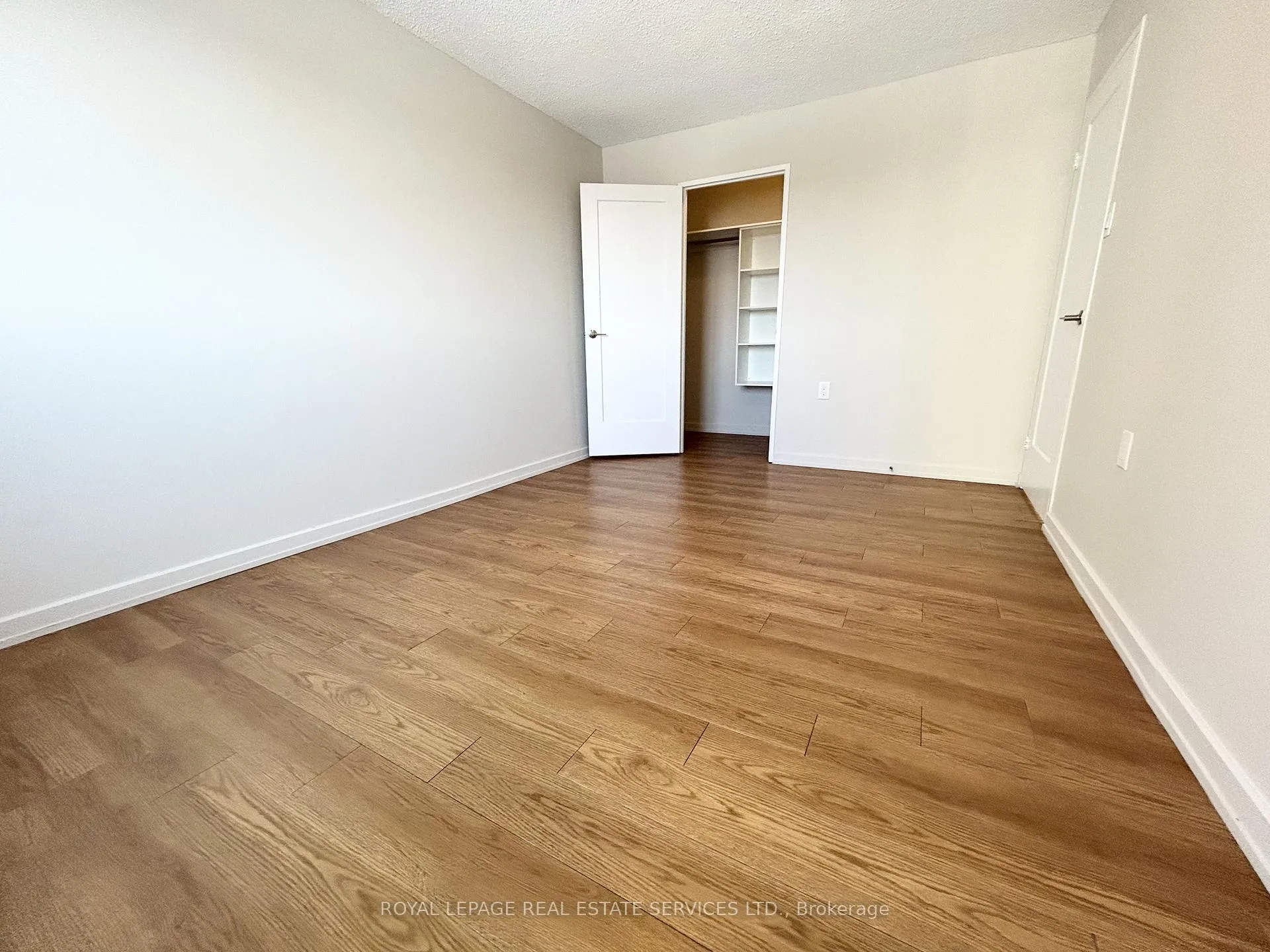 Photo 10 of Unit 303, 82 Millside Drive, Milton, Old Milton — HOMEH