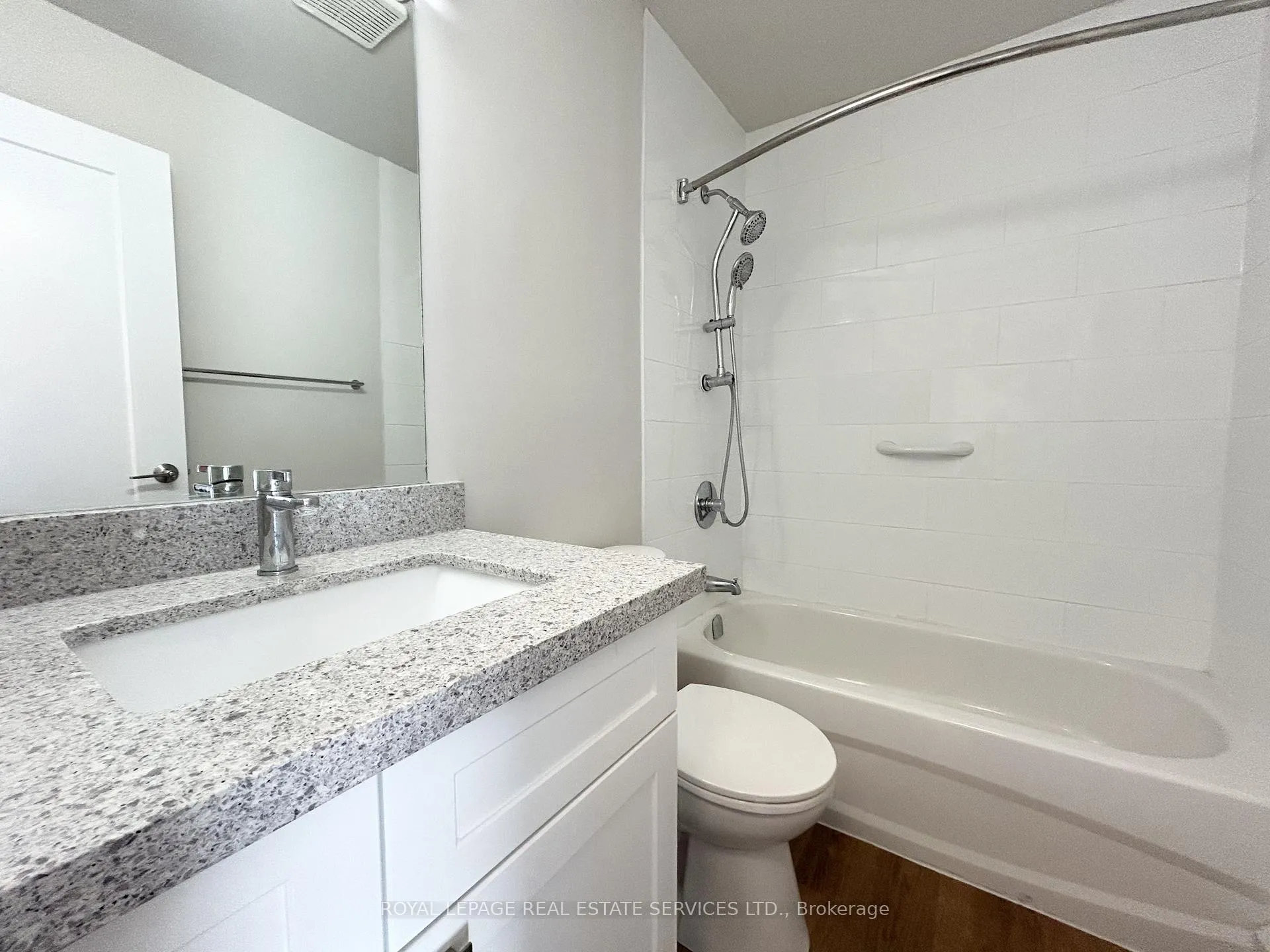 Photo 12 of Unit 303, 82 Millside Drive, Milton, Old Milton — HOMEH
