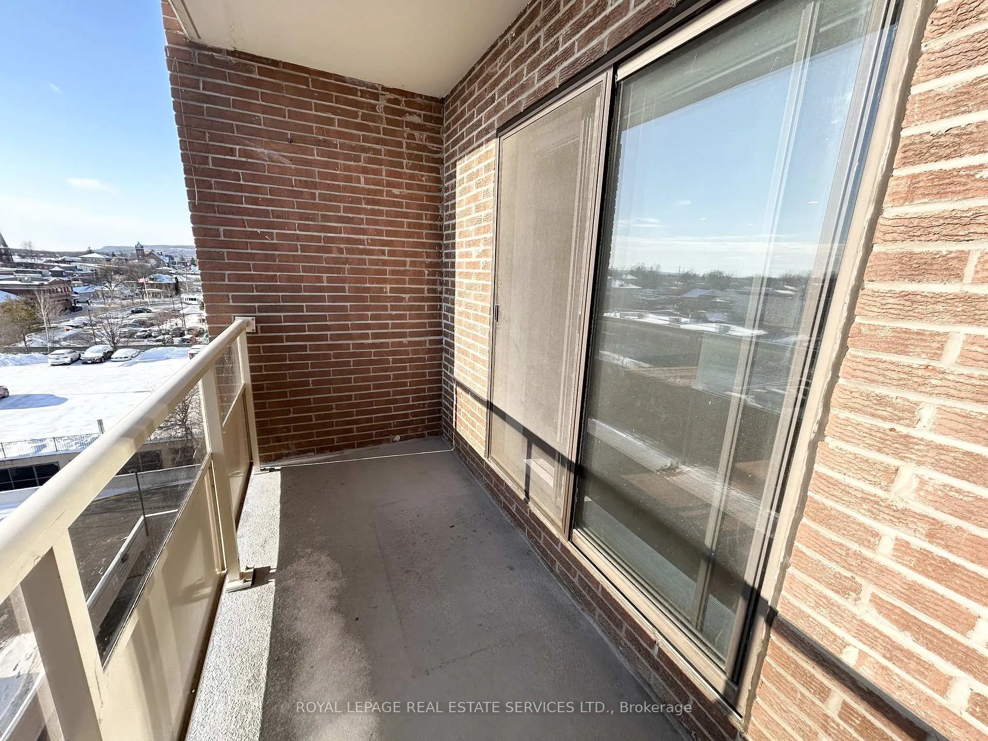 Photo 15 of Unit 303, 82 Millside Drive, Milton, Old Milton — HOMEH