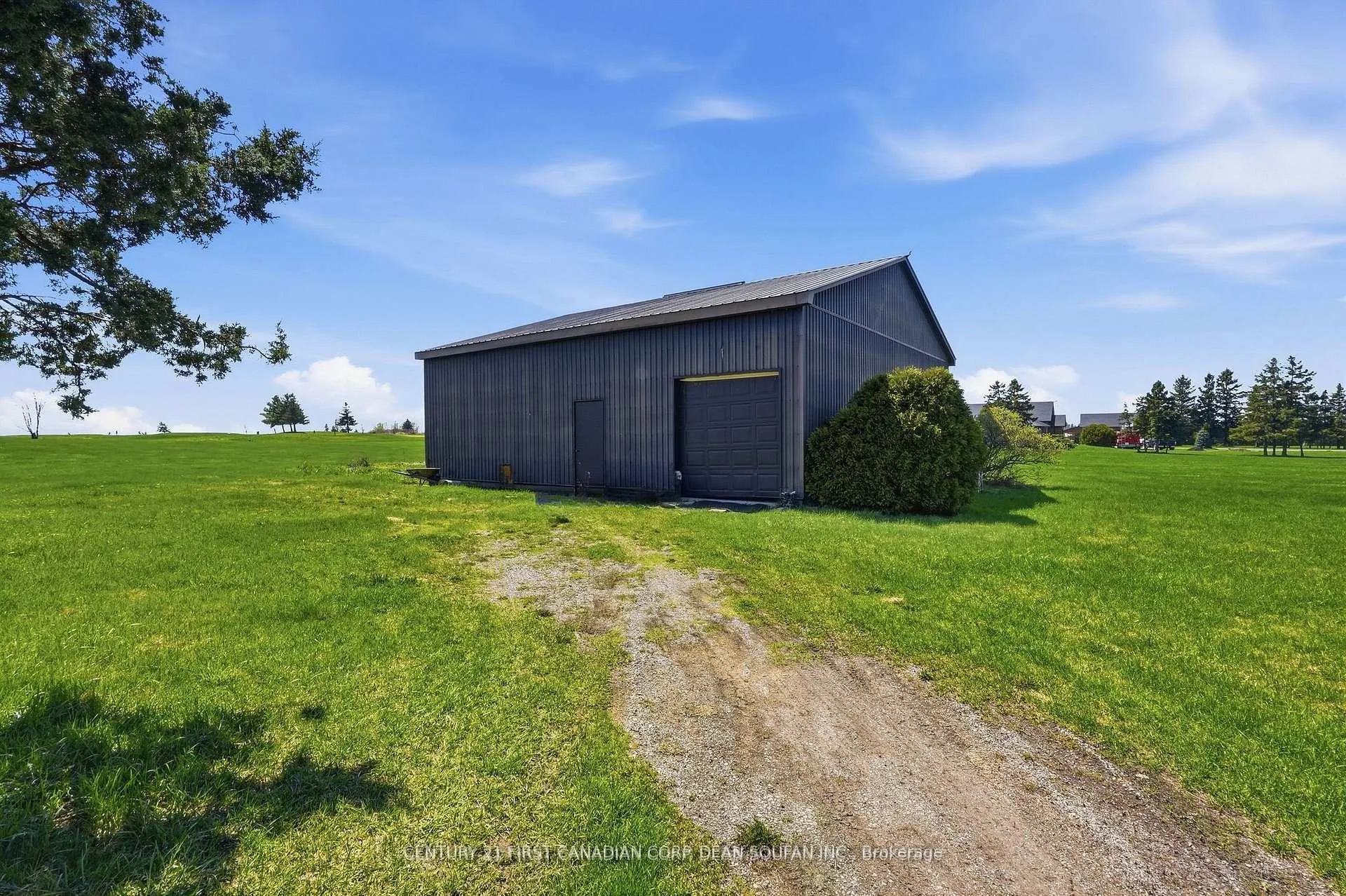 Photo 7 of 2313 Westminster Drive, London, South AA — HOMEH