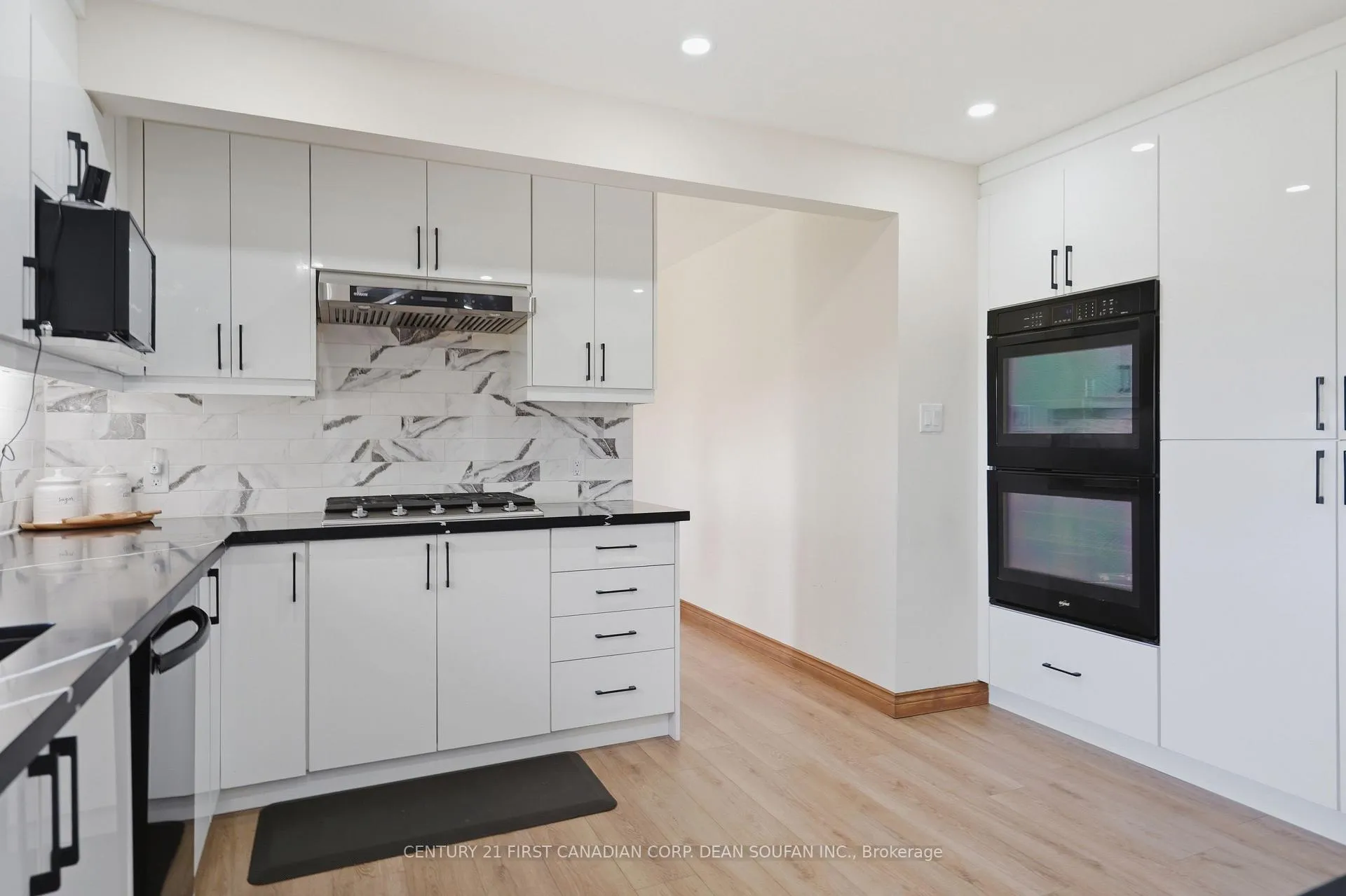 Photo 14 of 2313 Westminster Drive, London, South AA — HOMEH