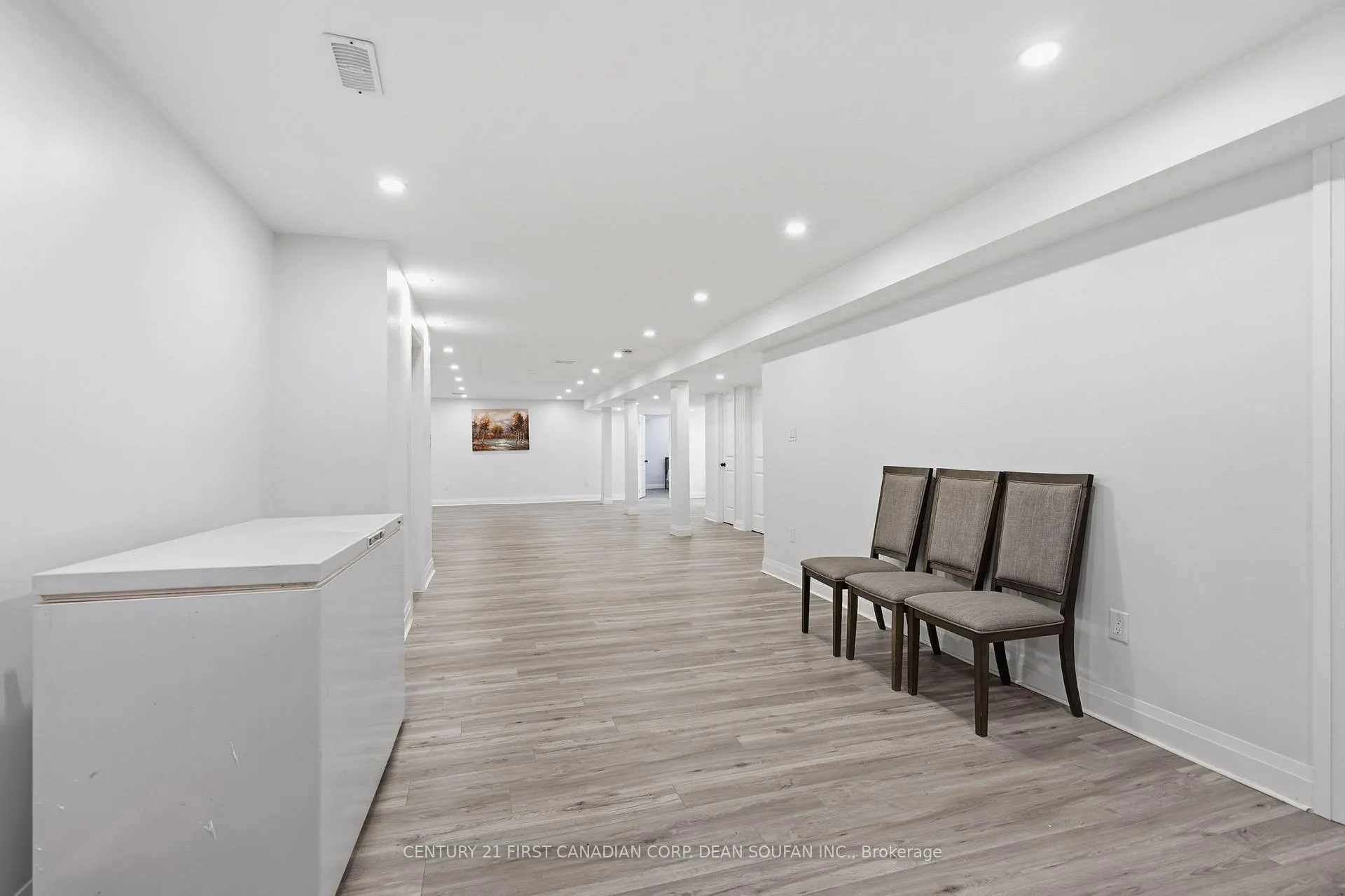 Photo 38 of 2313 Westminster Drive, London, South AA — HOMEH