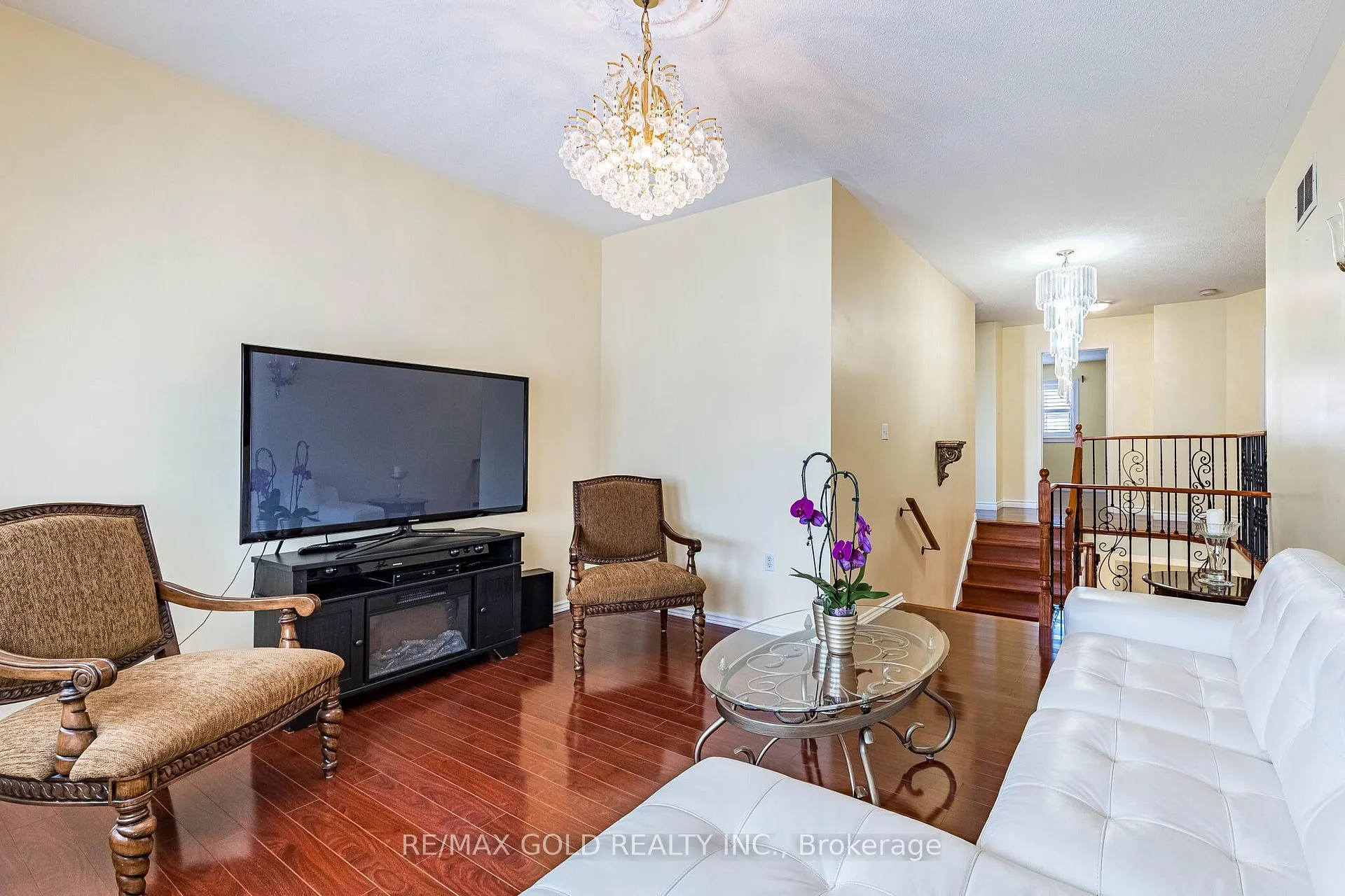 Photo 16 of 46 Mccrimmon Drive, Brampton, Fletcher's Meadow — HOMEH