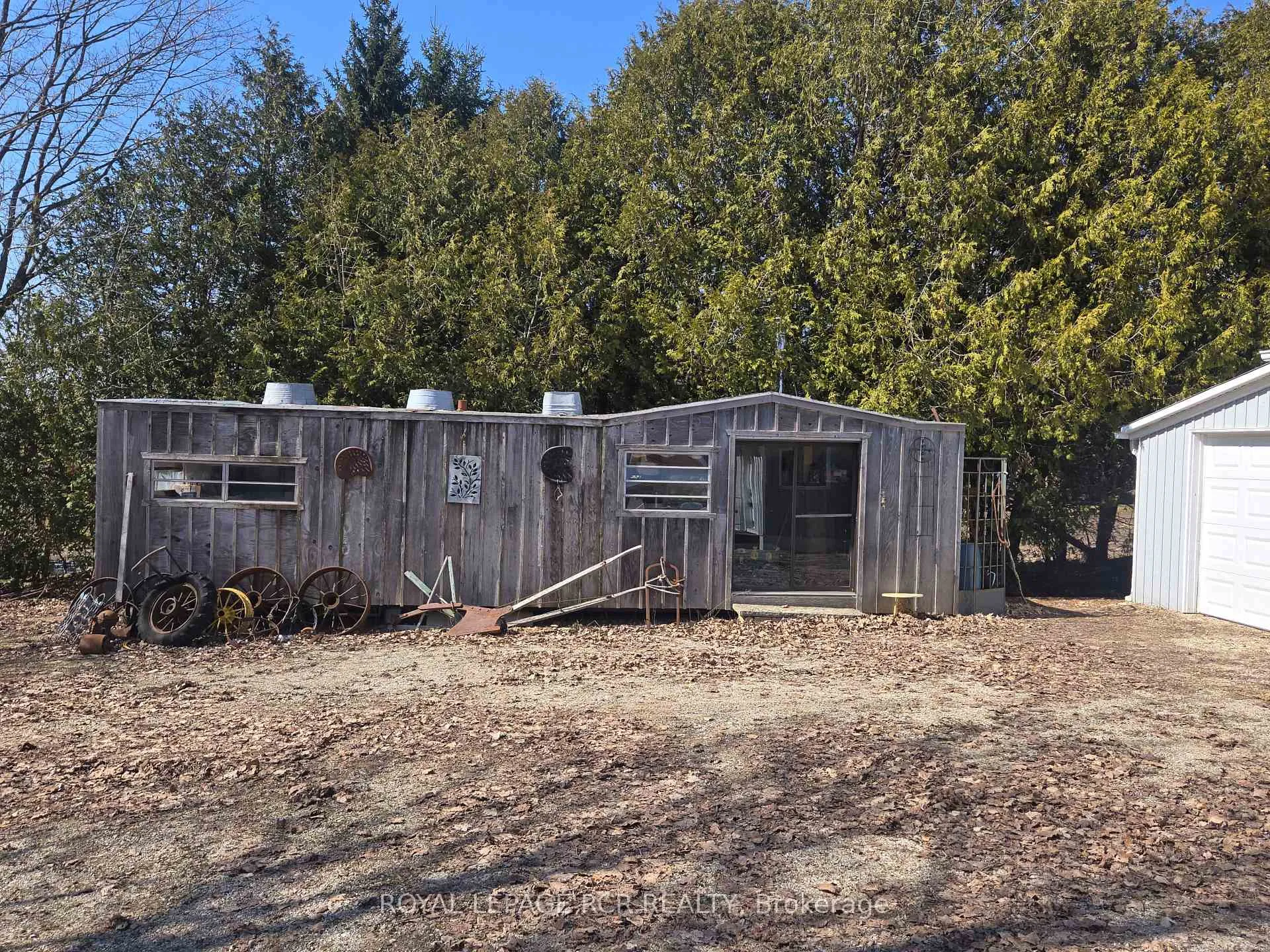 Photo 5 of 775737 10 Highway, Chatsworth — HOMEH