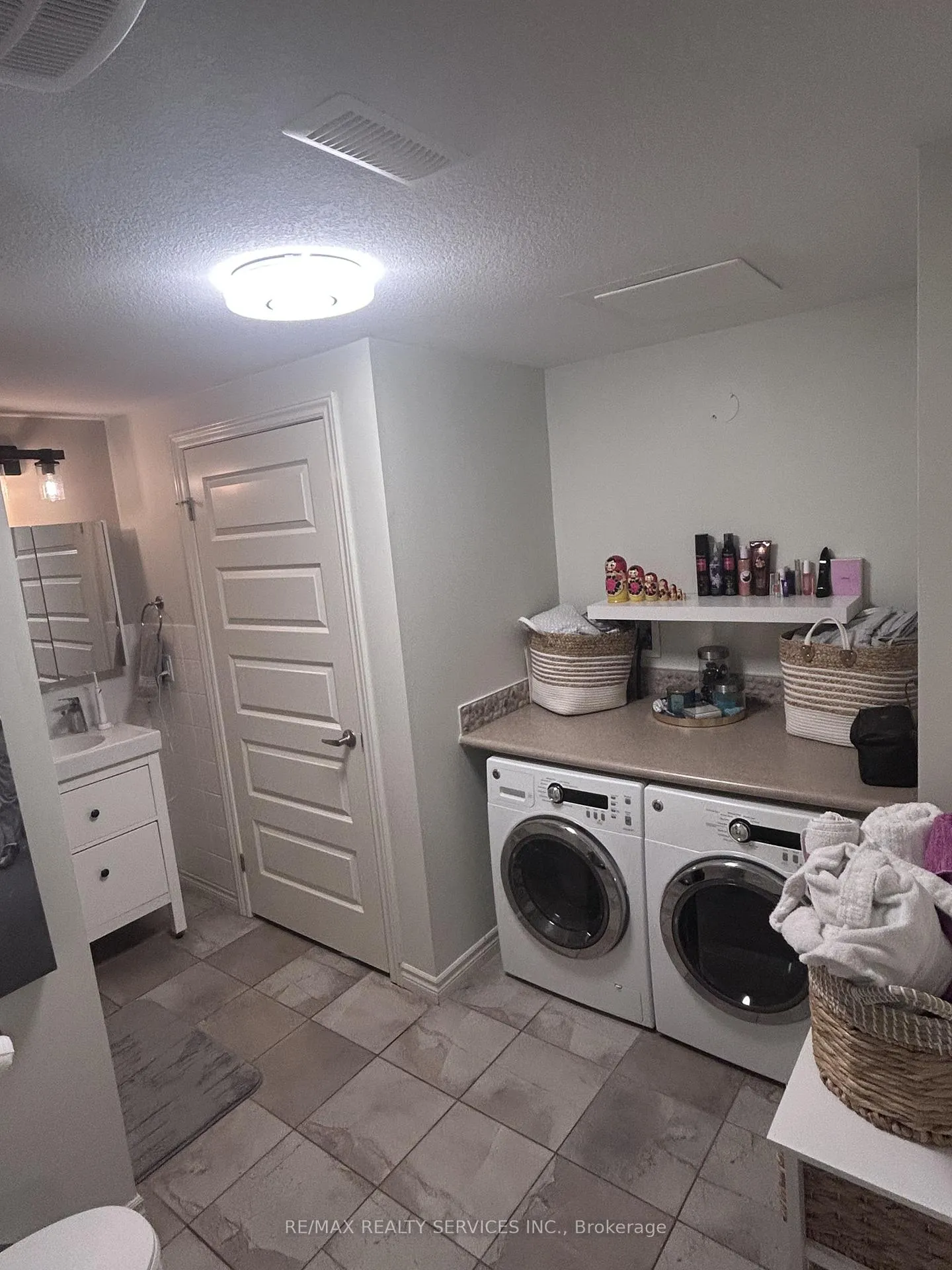 Photo 12 of Unit 5E, 1460 Highland Road, Kitchener, Highland West — HOMEH