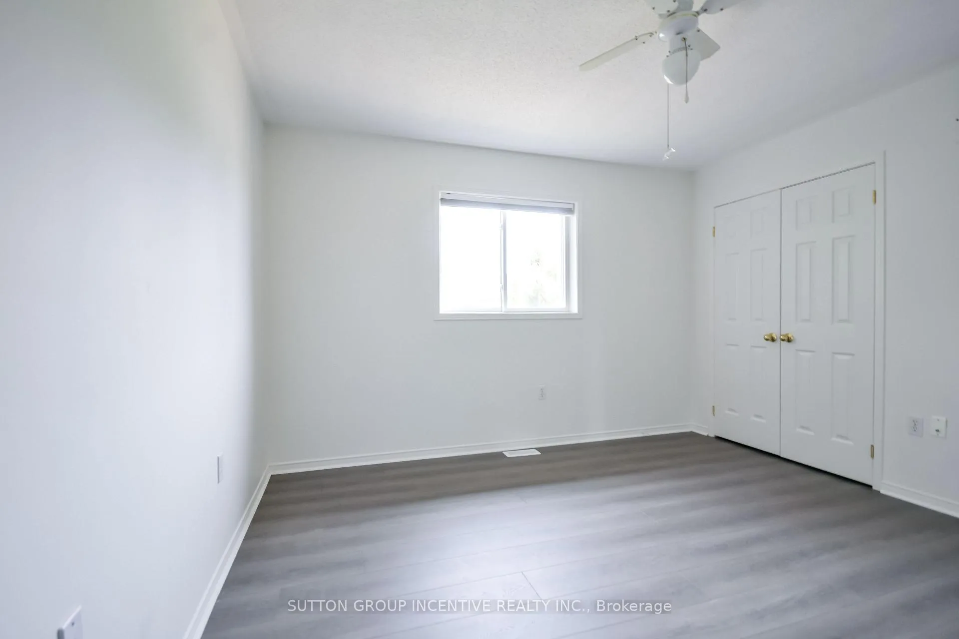Photo 6 of 42 Hanmer Street E, Barrie, East Bayfield — HOMEH
