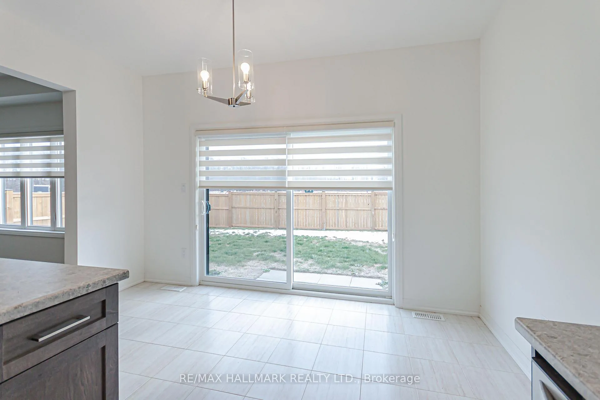 Photo 16 of 58 Marie Street, Pelham, Fonthill — HOMEH