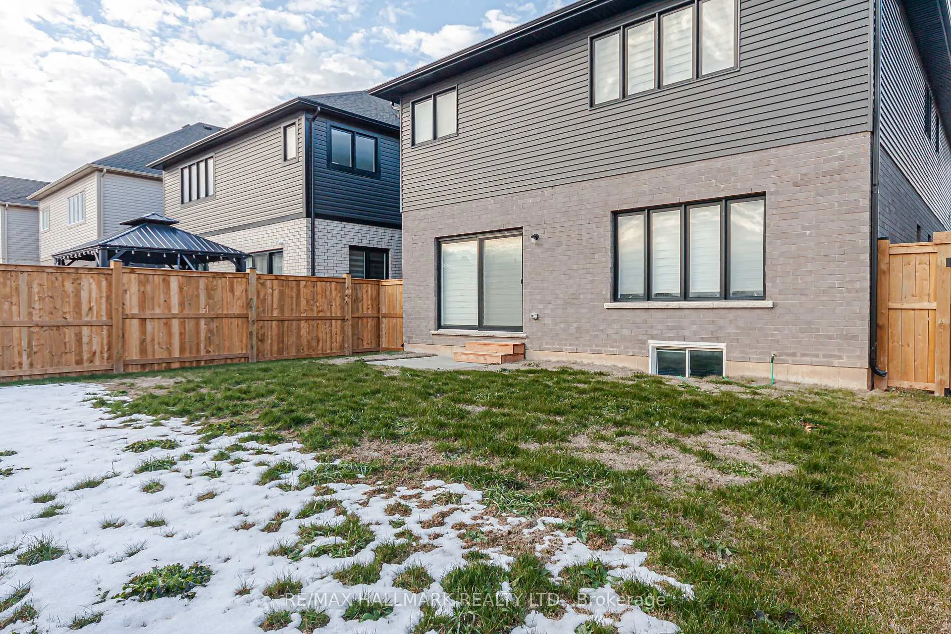 Photo 40 of 58 Marie Street, Pelham, Fonthill — HOMEH