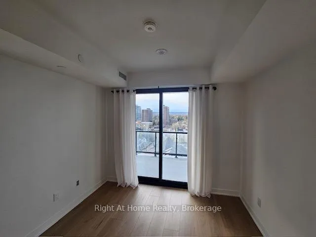 Photo 3 of Unit 810, 2075 Lakeshore Road, Burlington, Brant — HOMEH