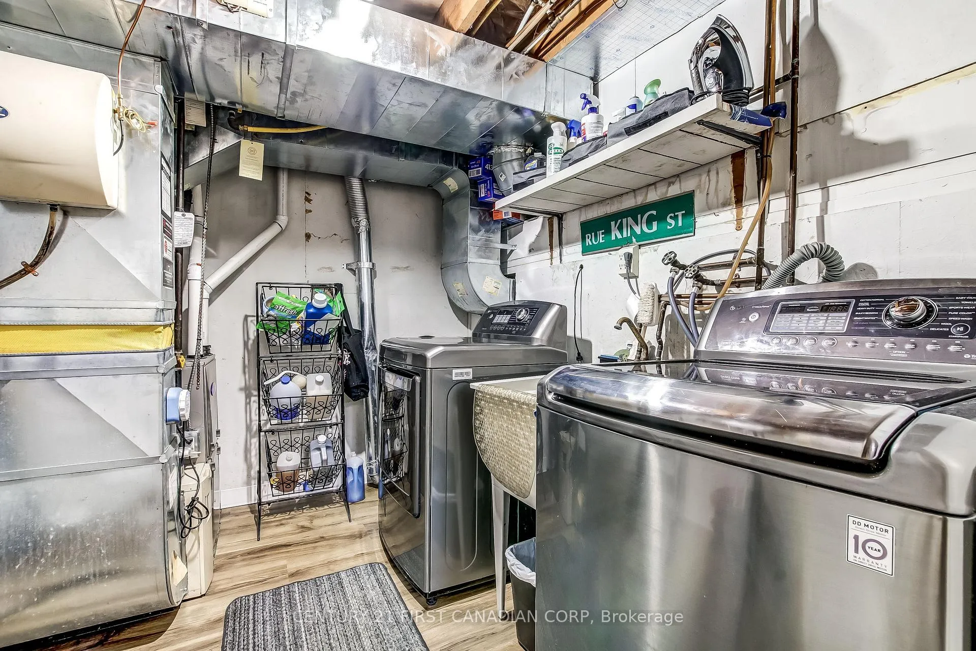 Photo 18 of 351 Base LIne Road W, London, South D — HOMEH