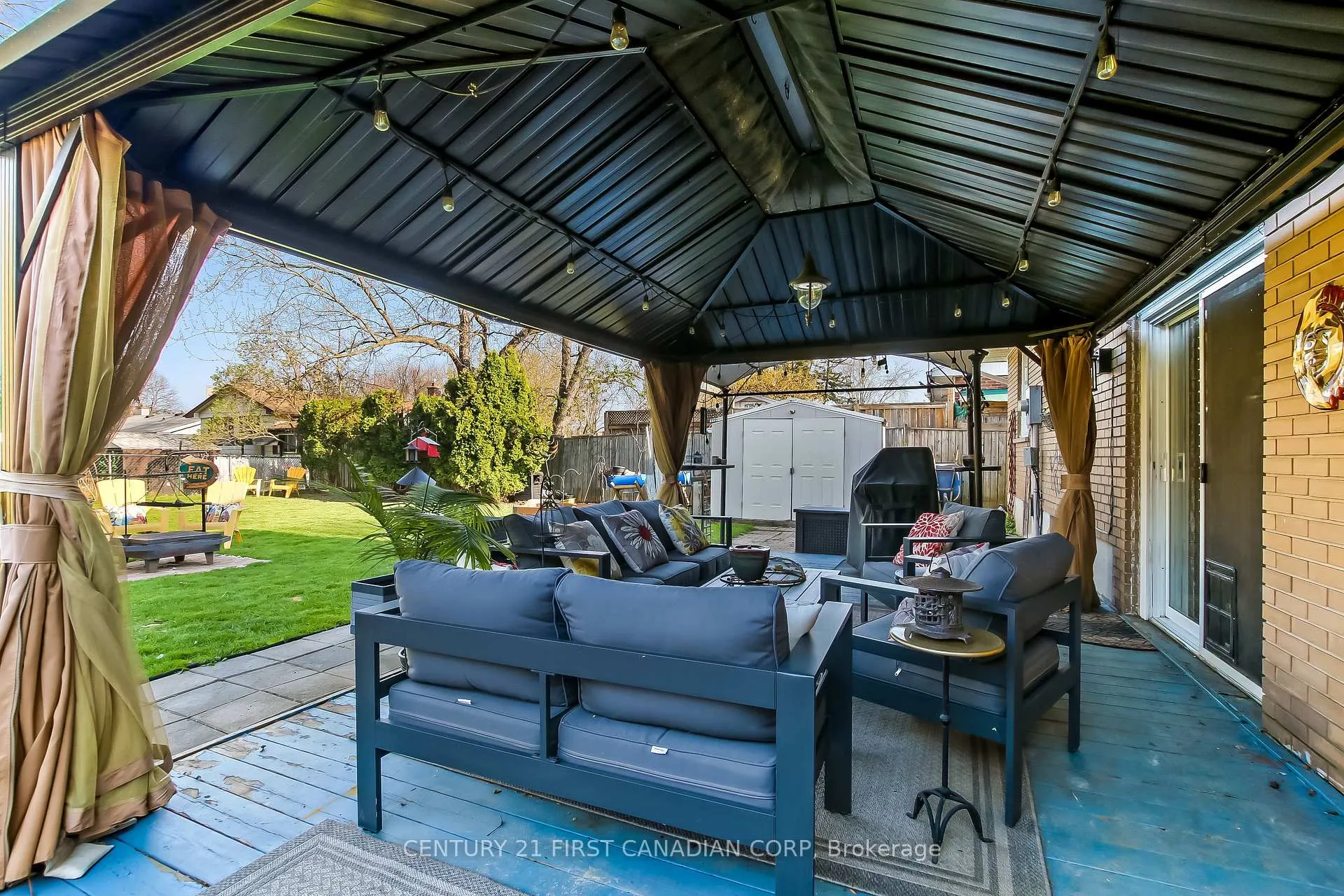 Photo 19 of 351 Base LIne Road W, London, South D — HOMEH