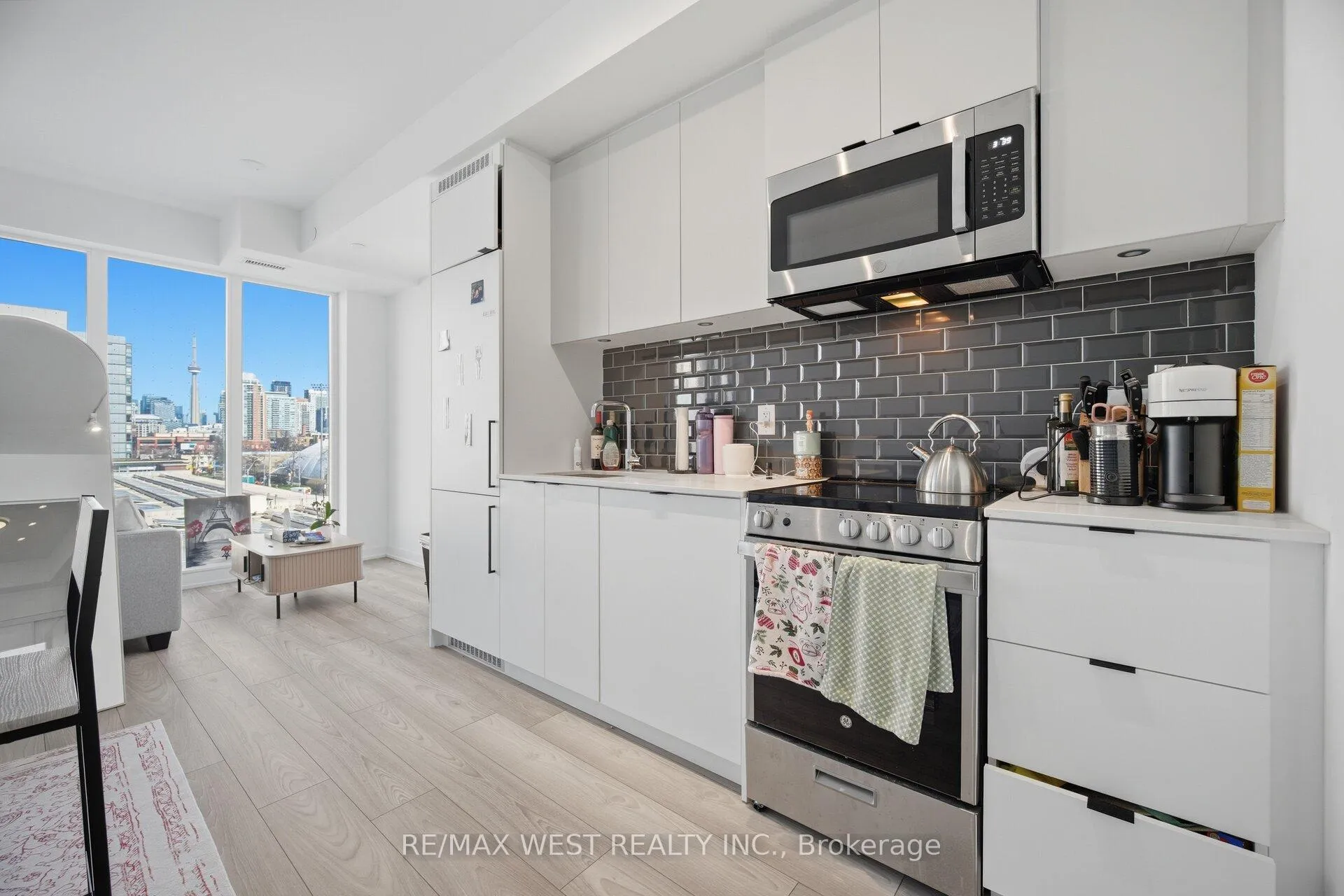 Photo 18 of Unit 312, 285 Dufferin Street, Toronto, South Parkdale — HOMEH