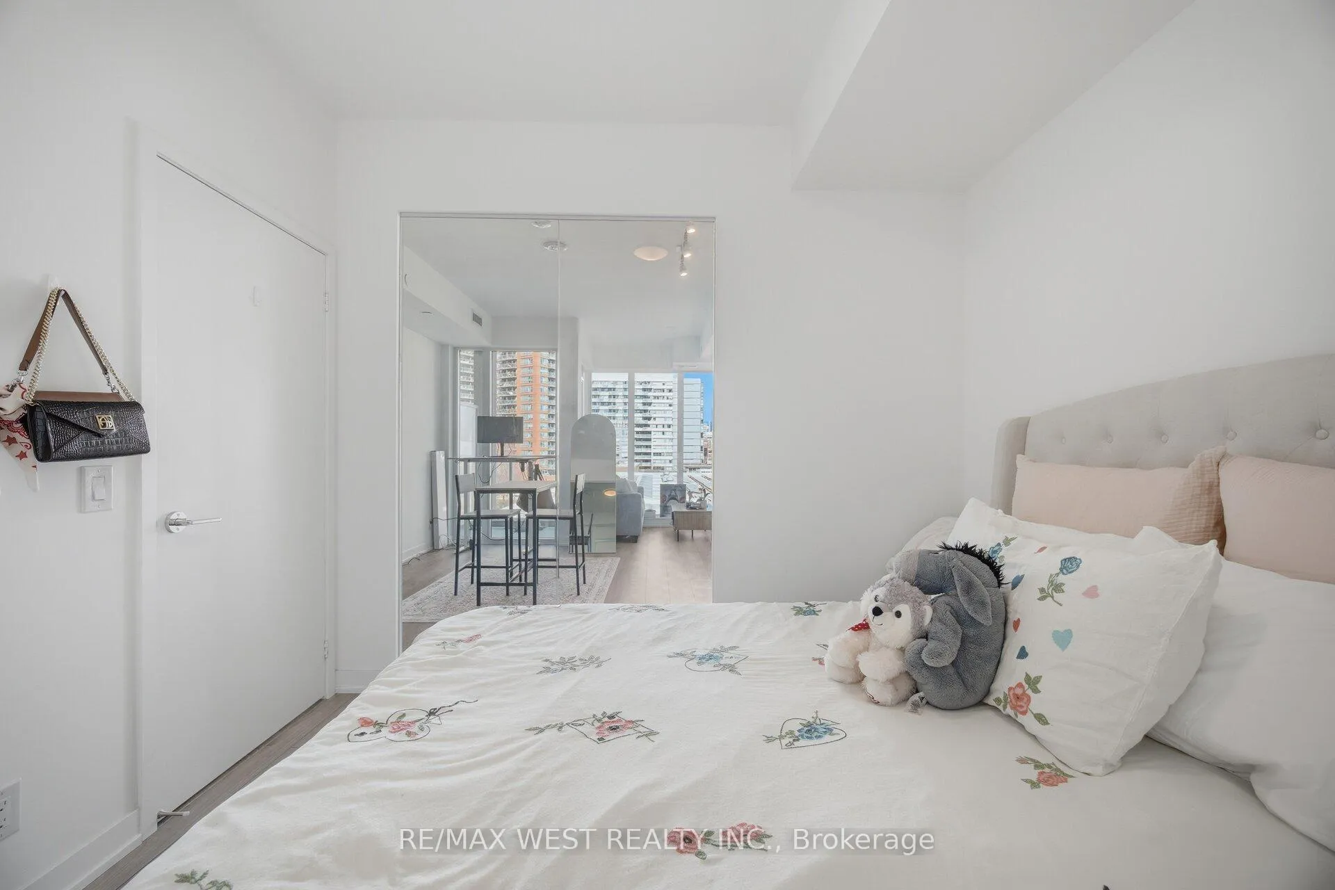 Photo 31 of Unit 312, 285 Dufferin Street, Toronto, South Parkdale — HOMEH
