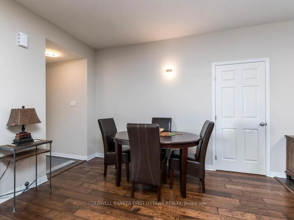 Photo 9 of Unit E, 100 Artesa Private, Ottawa, Kanata - Emerald Meadows/Trailwest — HOMEH