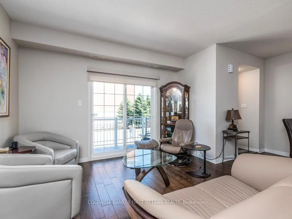 Photo 10 of Unit E, 100 Artesa Private, Ottawa, Kanata - Emerald Meadows/Trailwest — HOMEH