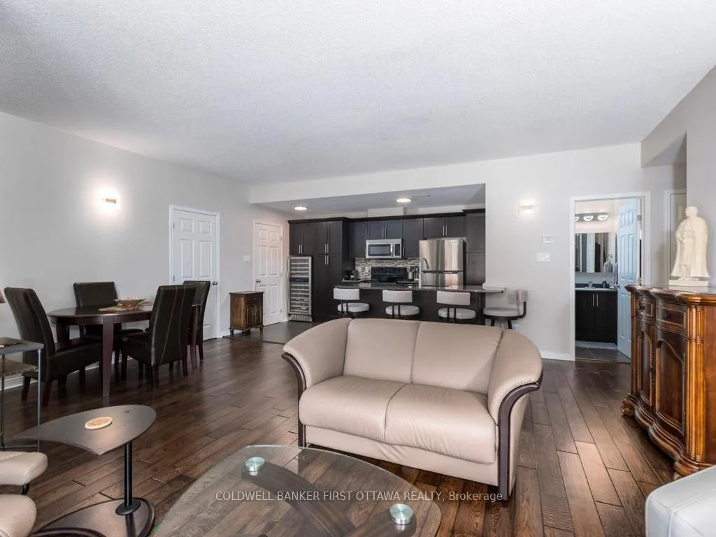 Photo 13 of Unit E, 100 Artesa Private, Ottawa, Kanata - Emerald Meadows/Trailwest — HOMEH