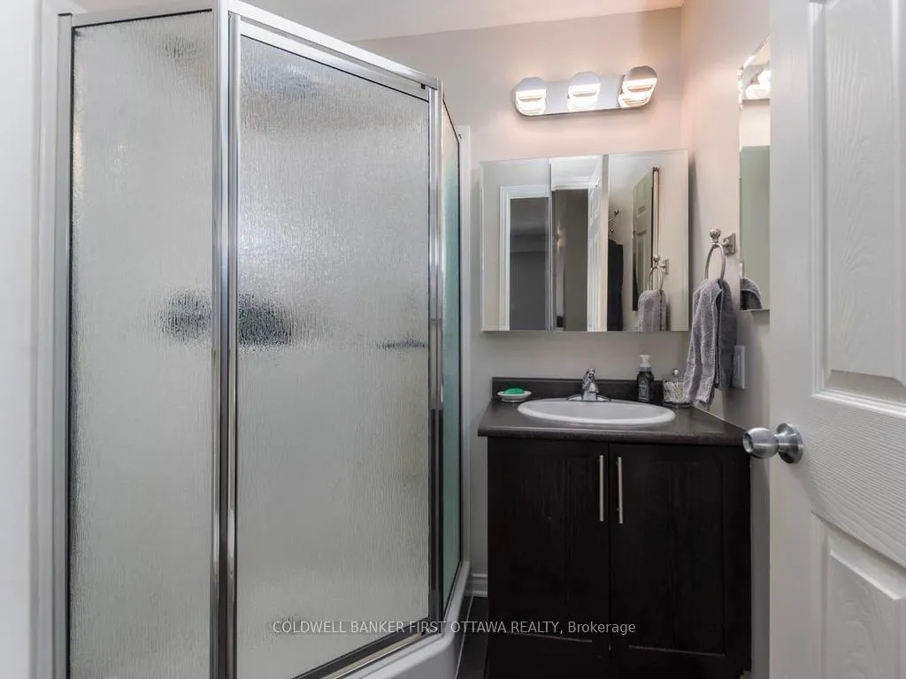 Photo 15 of Unit E, 100 Artesa Private, Ottawa, Kanata - Emerald Meadows/Trailwest — HOMEH