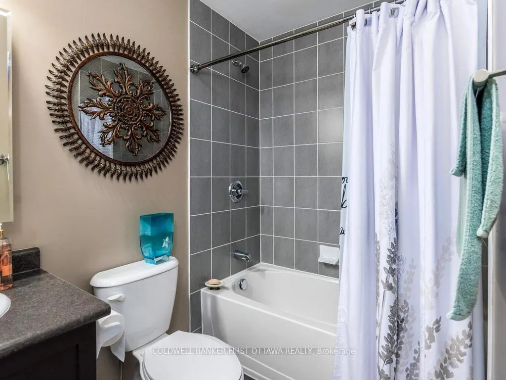 Photo 21 of Unit E, 100 Artesa Private, Ottawa, Kanata - Emerald Meadows/Trailwest — HOMEH