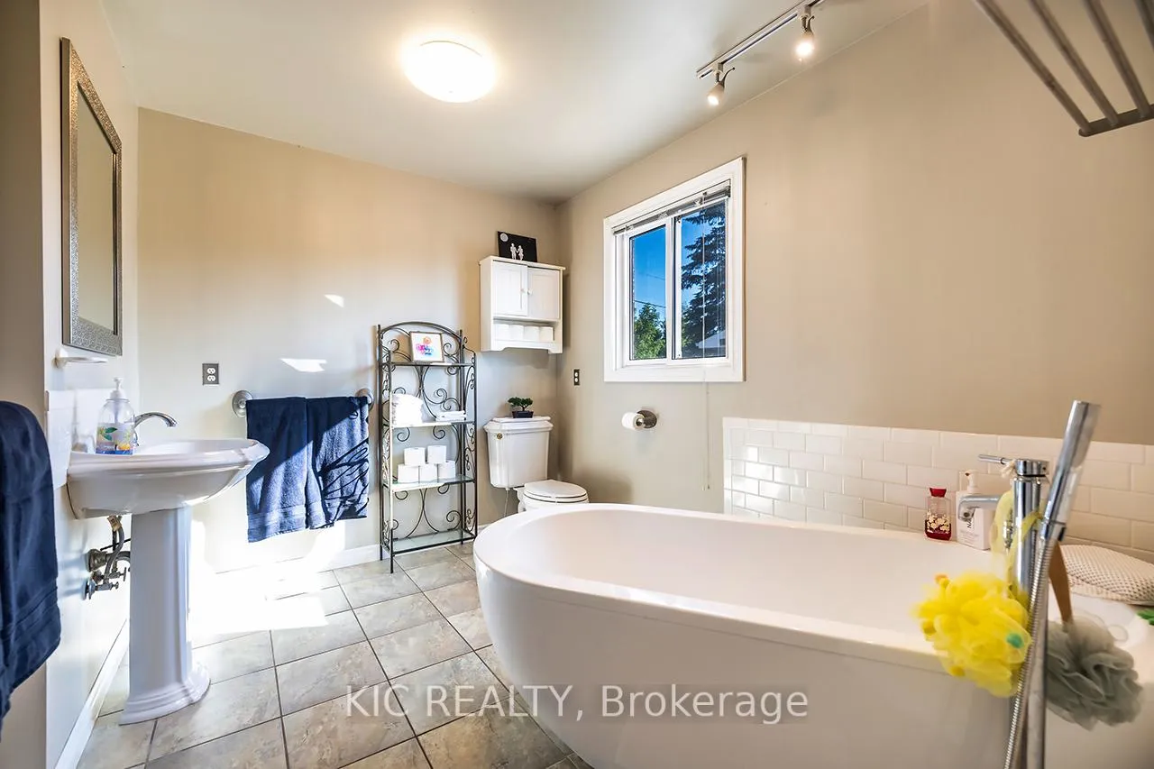 Photo 25 of 529 Sawmill Road, Douro-Dummer — HOMEH