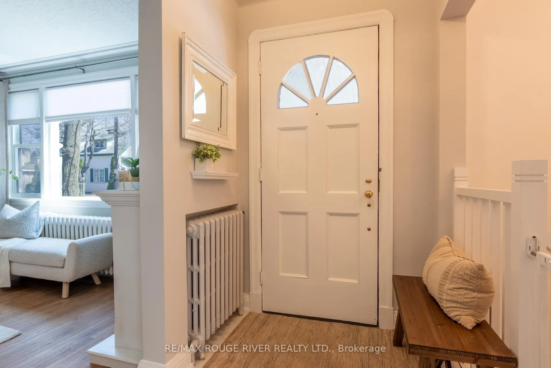 Photo 4 of 203 Bagot Street, Cobourg — HOMEH