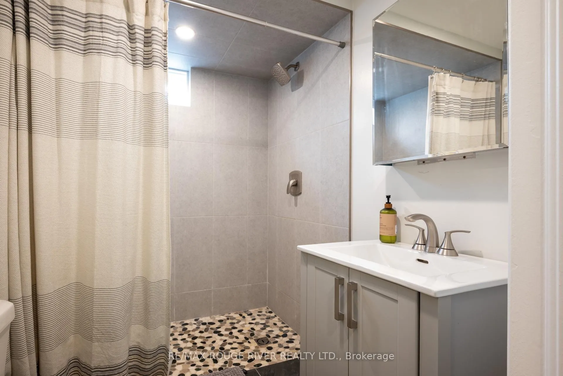 Photo 21 of 203 Bagot Street, Cobourg — HOMEH