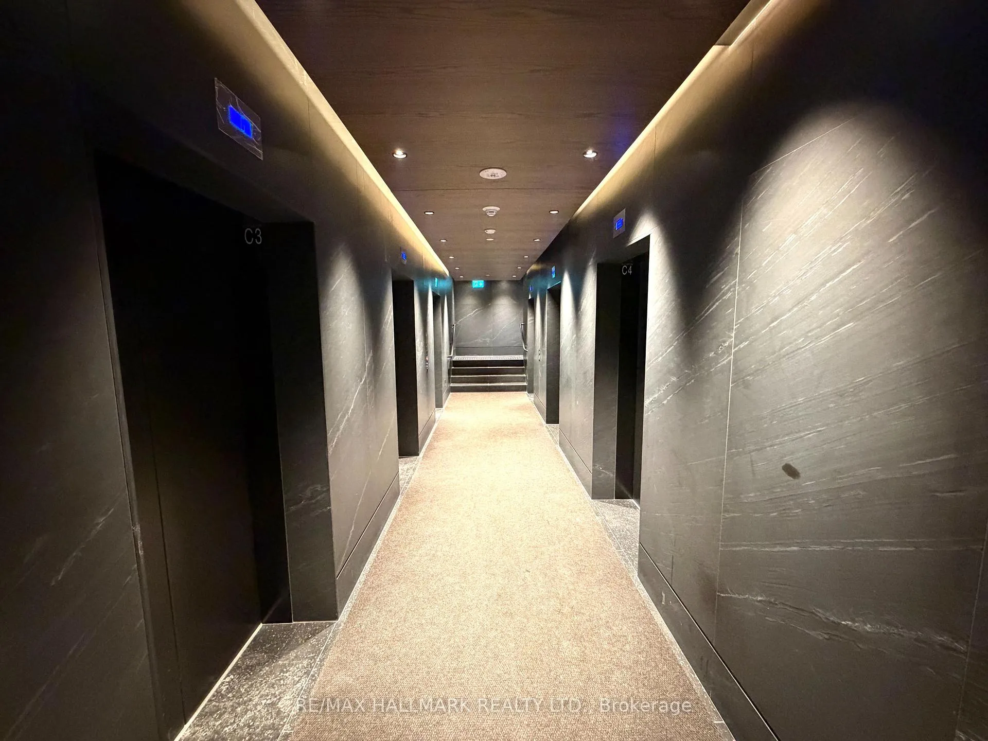 Photo 7 of Unit 2305, 8 Interchange Way N, Vaughan, Vaughan Corporate Centre — HOMEH