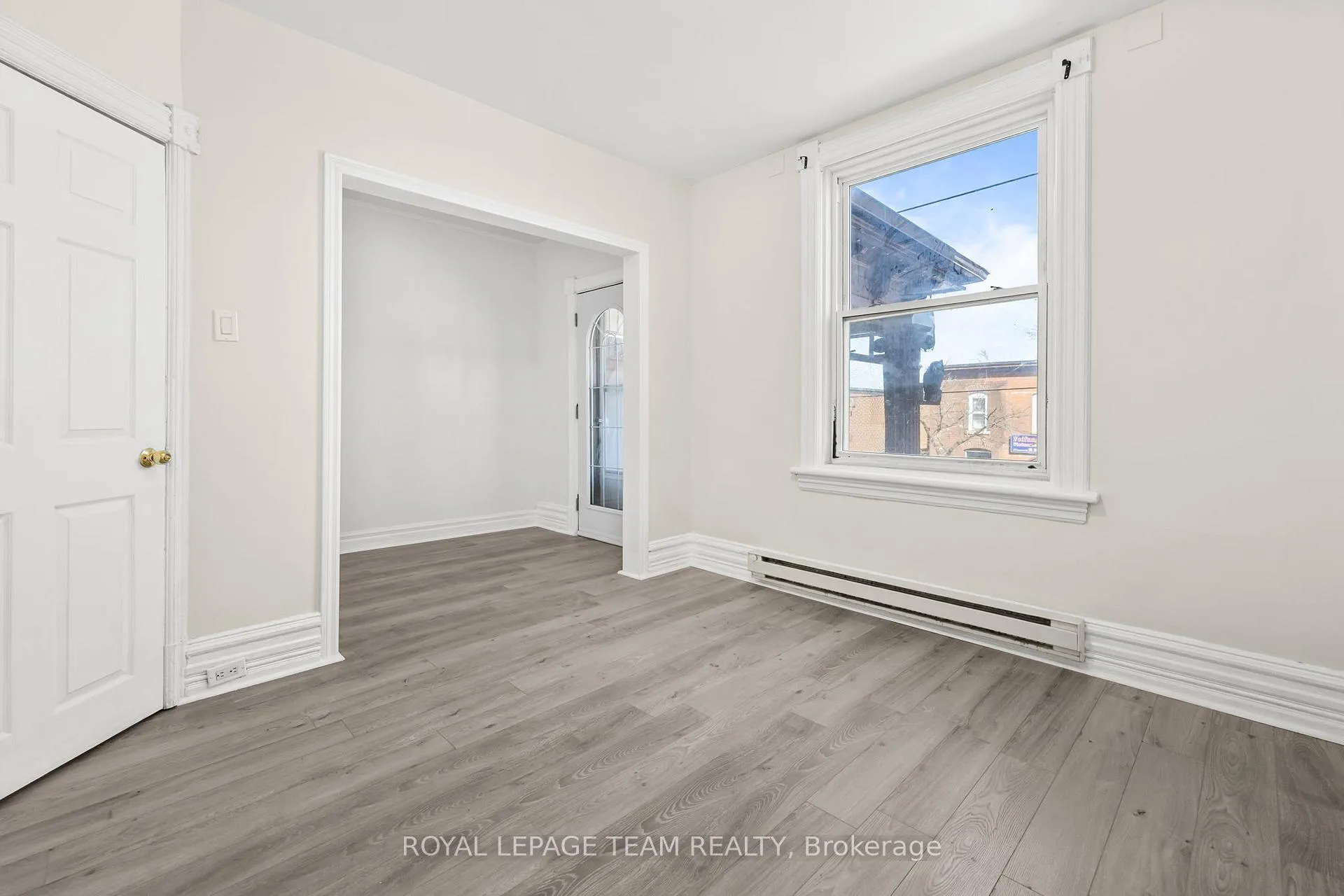 Photo 7 of Unit B, 824 Somerset Street, Ottawa, West Centre Town — HOMEH