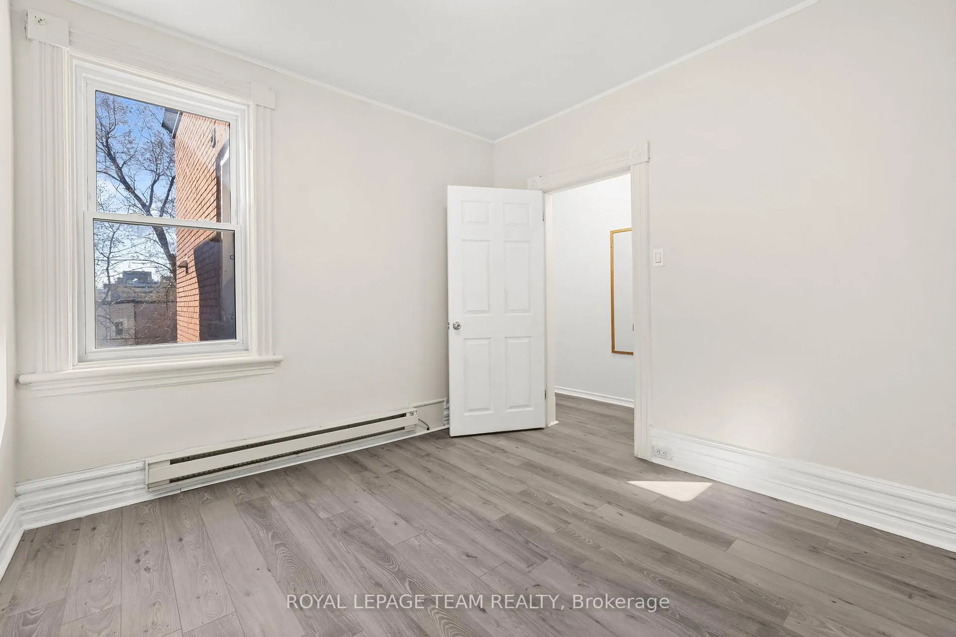 Photo 9 of Unit B, 824 Somerset Street, Ottawa, West Centre Town — HOMEH