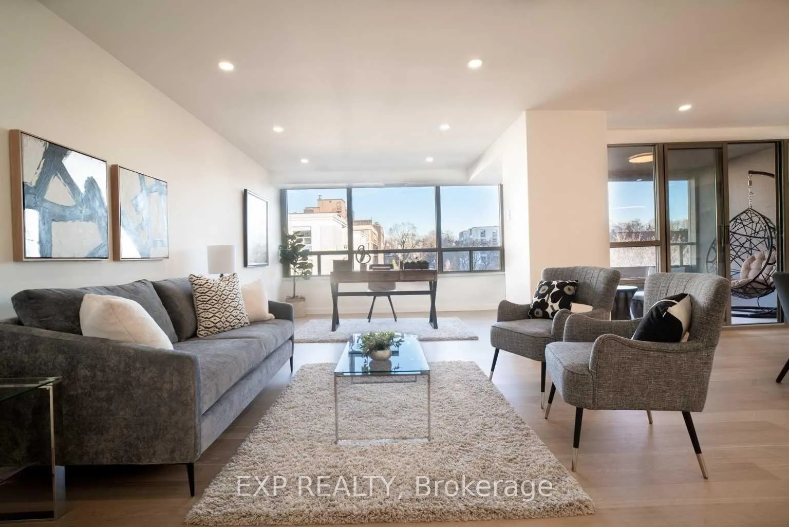 Photo 6 of Unit 608, 18 Lower Village Gate, Toronto, Forest Hill South — HOMEH