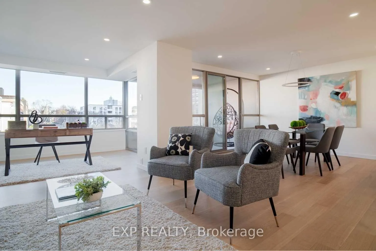 Photo 7 of Unit 608, 18 Lower Village Gate, Toronto, Forest Hill South — HOMEH
