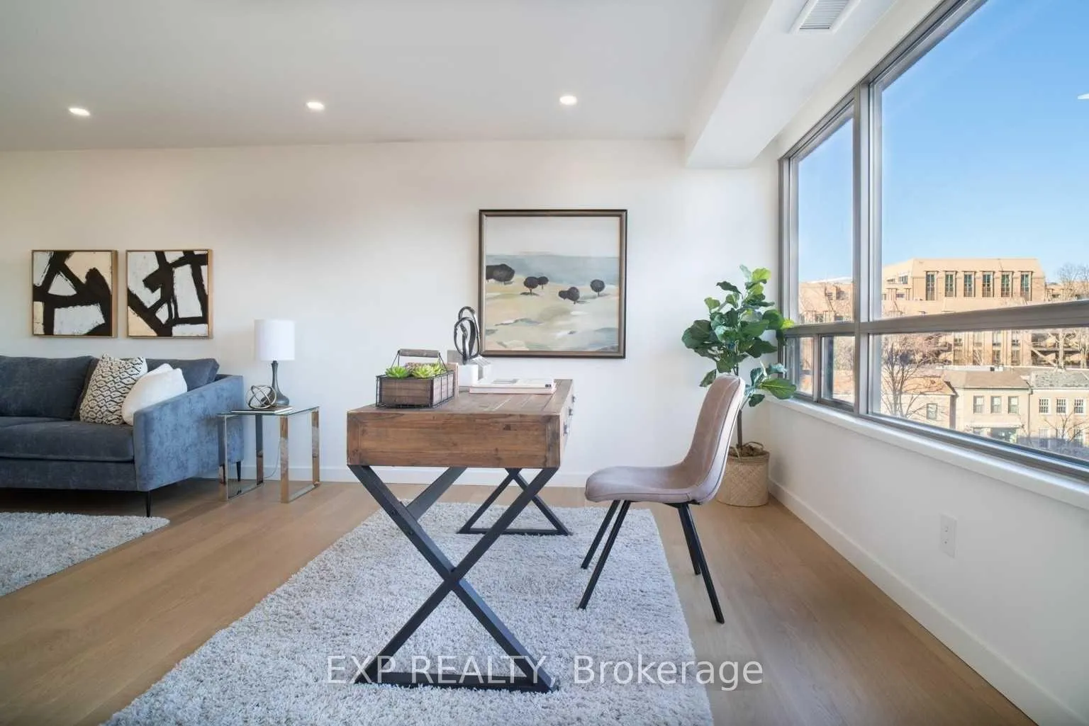 Photo 10 of Unit 608, 18 Lower Village Gate, Toronto, Forest Hill South — HOMEH