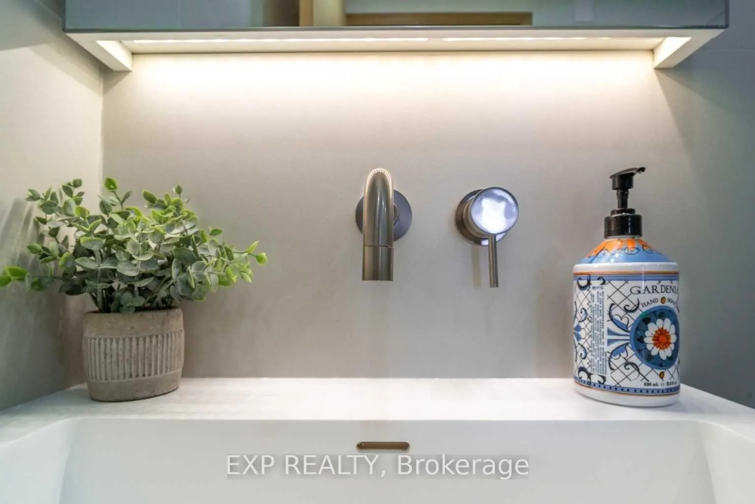 Photo 24 of Unit 608, 18 Lower Village Gate, Toronto, Forest Hill South — HOMEH