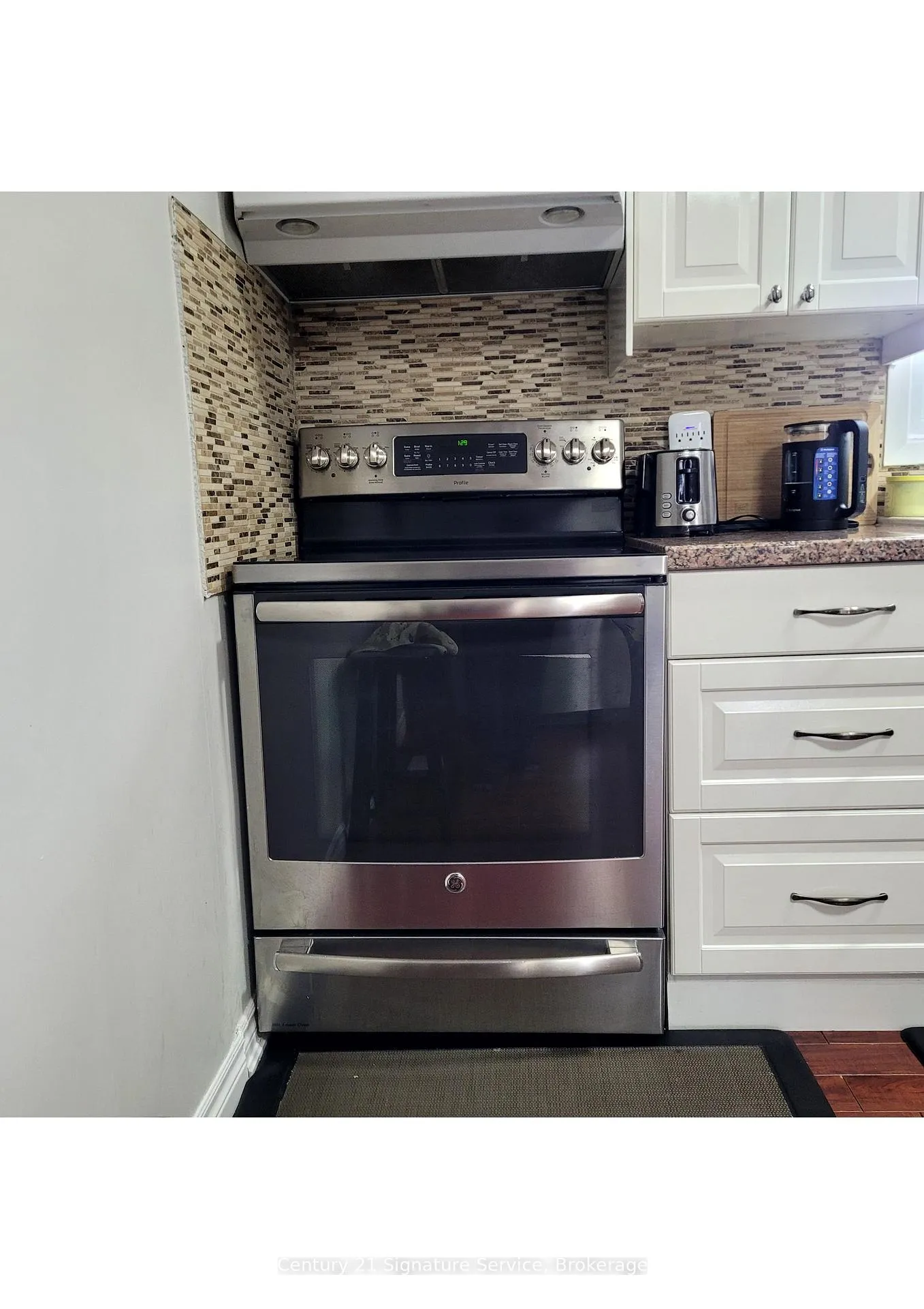 Photo 6 of Unit Upper, 1374 Charles Drive, Burlington, Mountainside — HOMEH