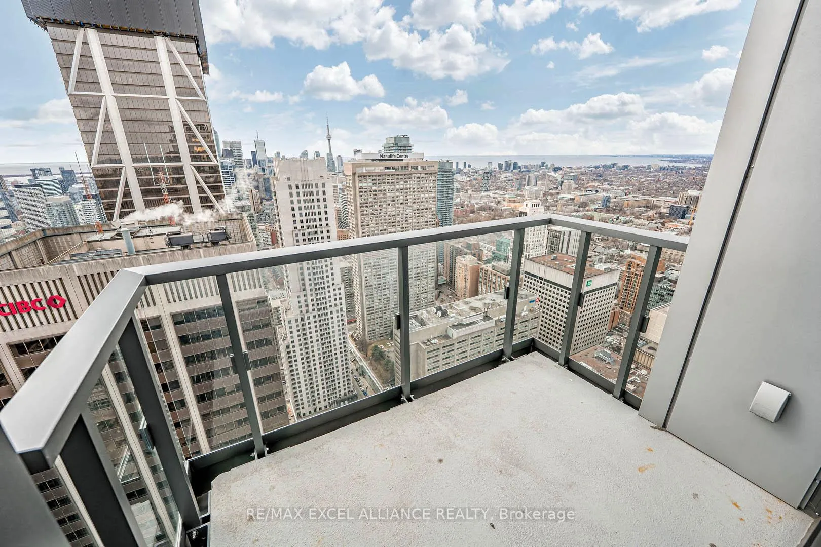 Photo 16 of Unit 5102, 8 Cumberland Street, Toronto, The Annex — HOMEH
