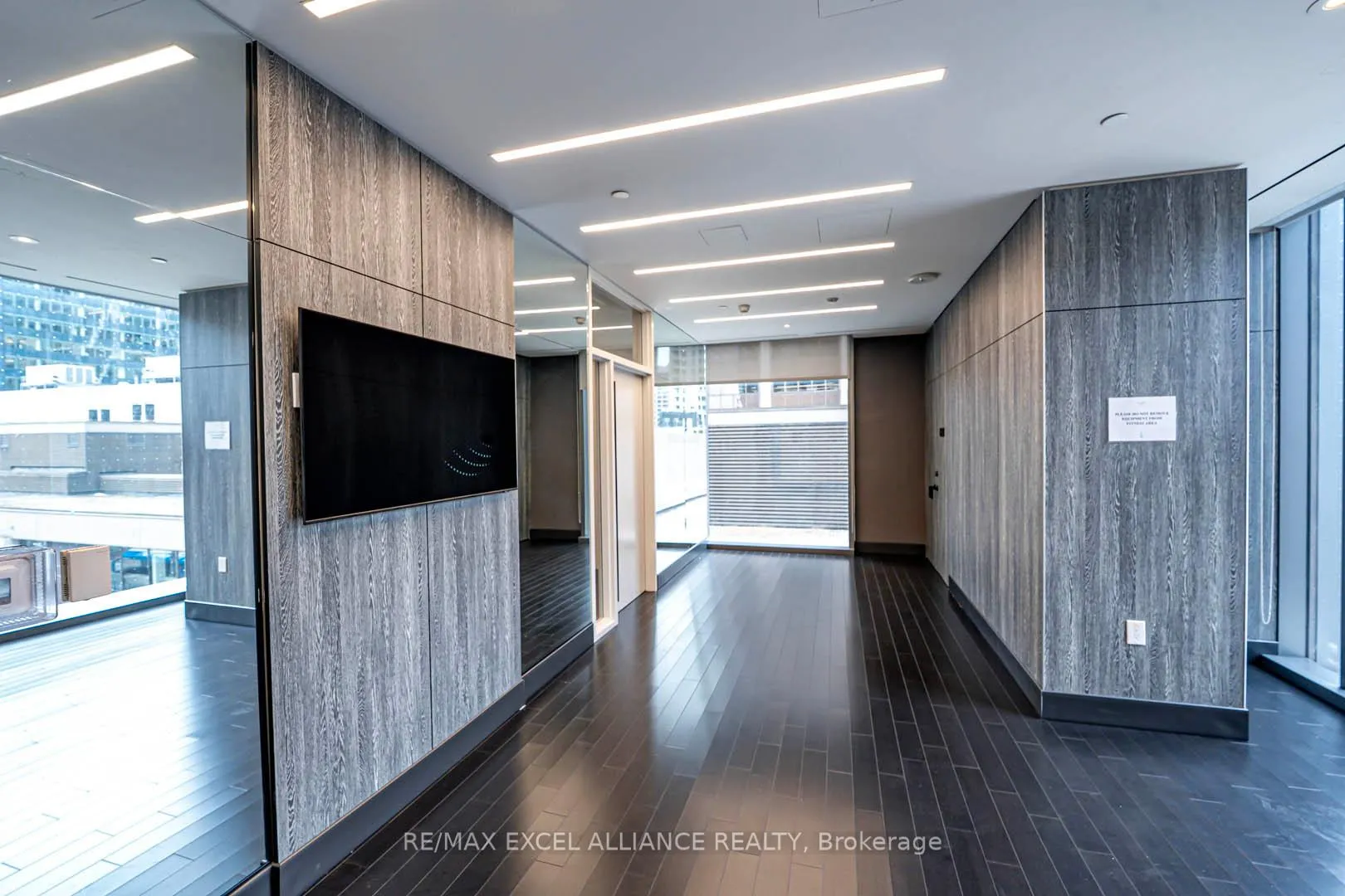 Photo 21 of Unit 5102, 8 Cumberland Street, Toronto, The Annex — HOMEH