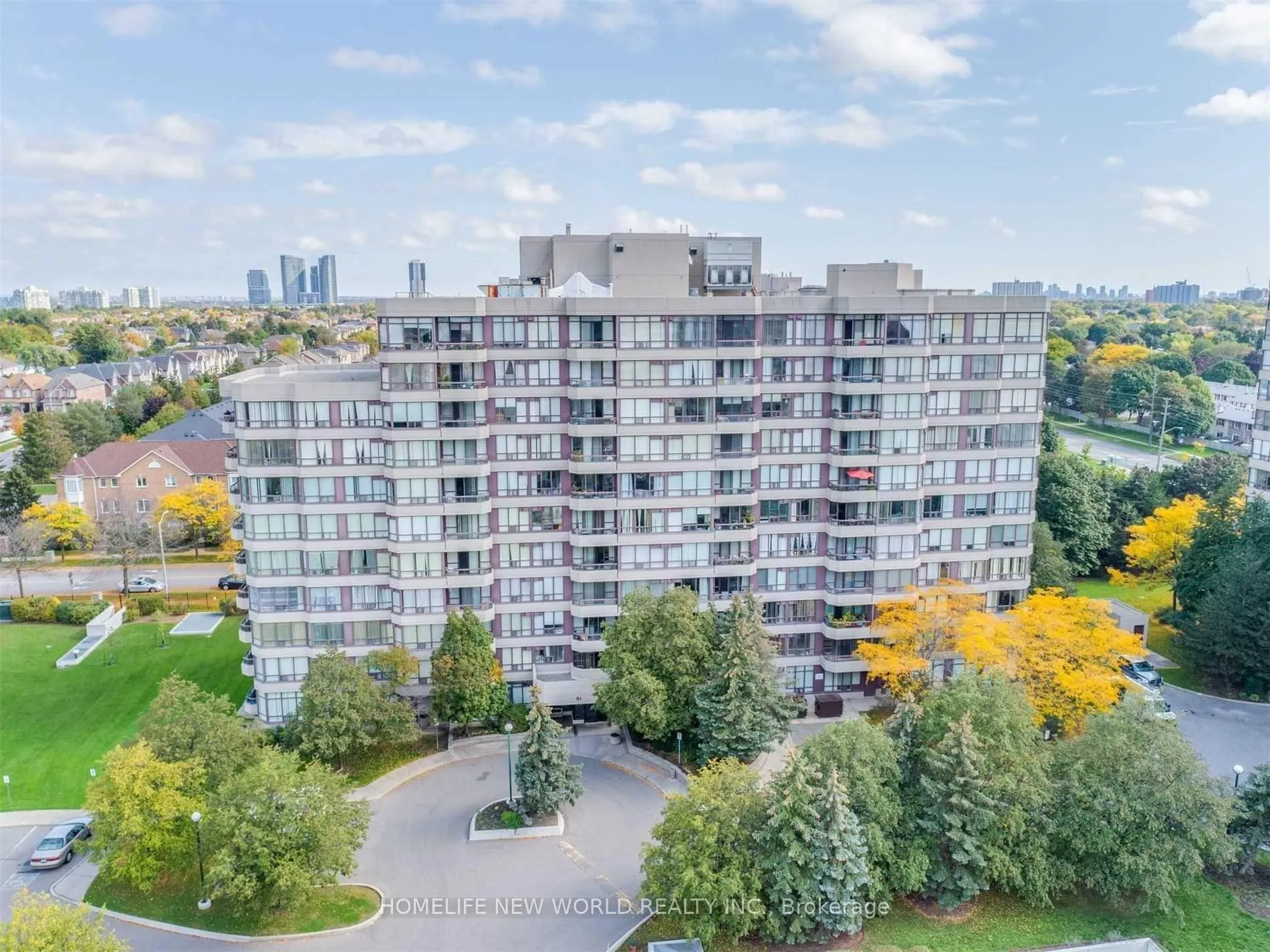 Photo 1 of Unit 205, 81 Townsgate Drive, Vaughan, Crestwood-Springfarm-Yorkhill — HOMEH
