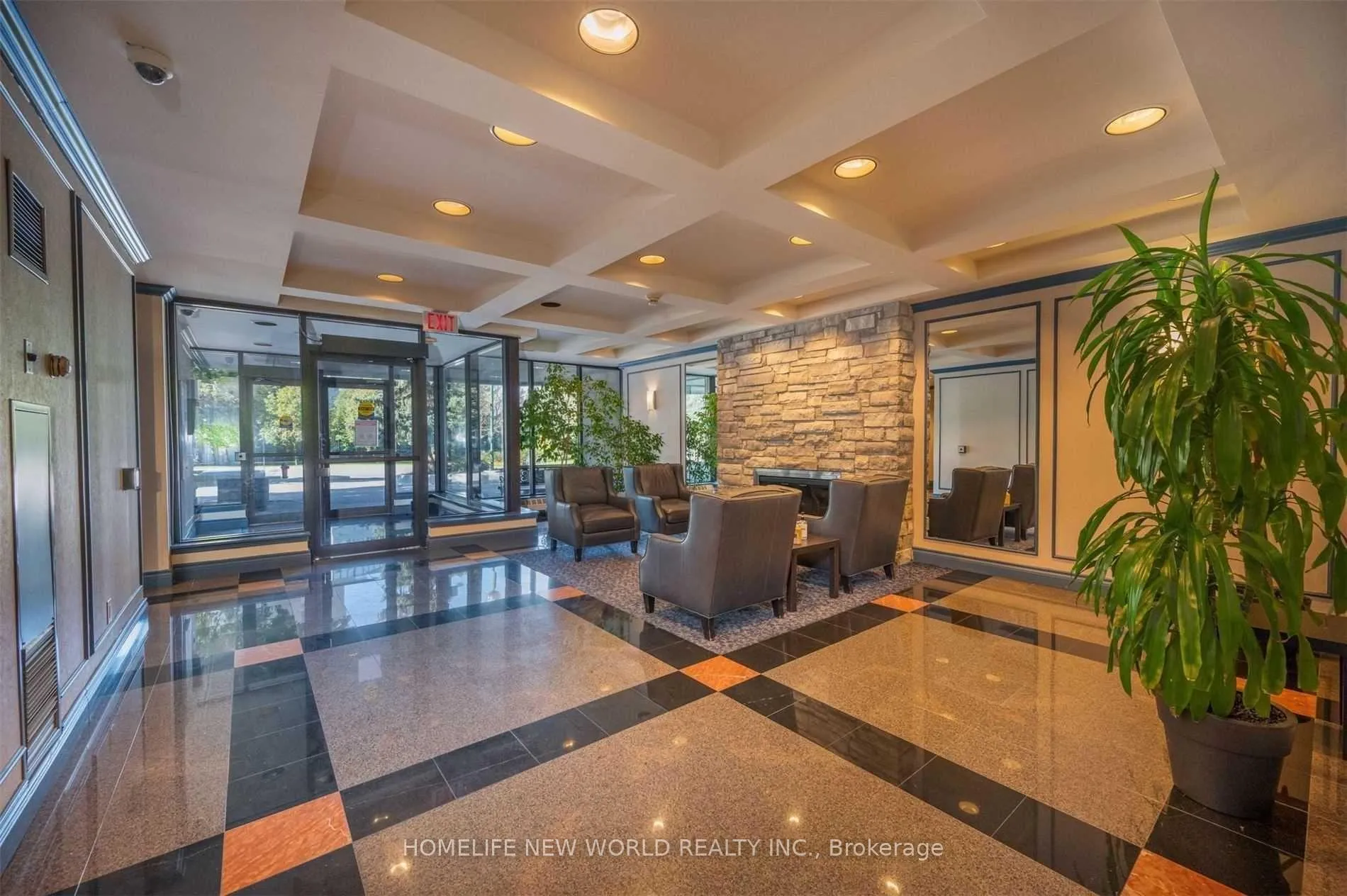 Photo 7 of Unit 205, 81 Townsgate Drive, Vaughan, Crestwood-Springfarm-Yorkhill — HOMEH