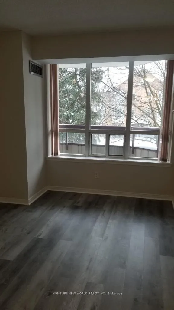 Photo 16 of Unit 205, 81 Townsgate Drive, Vaughan, Crestwood-Springfarm-Yorkhill — HOMEH