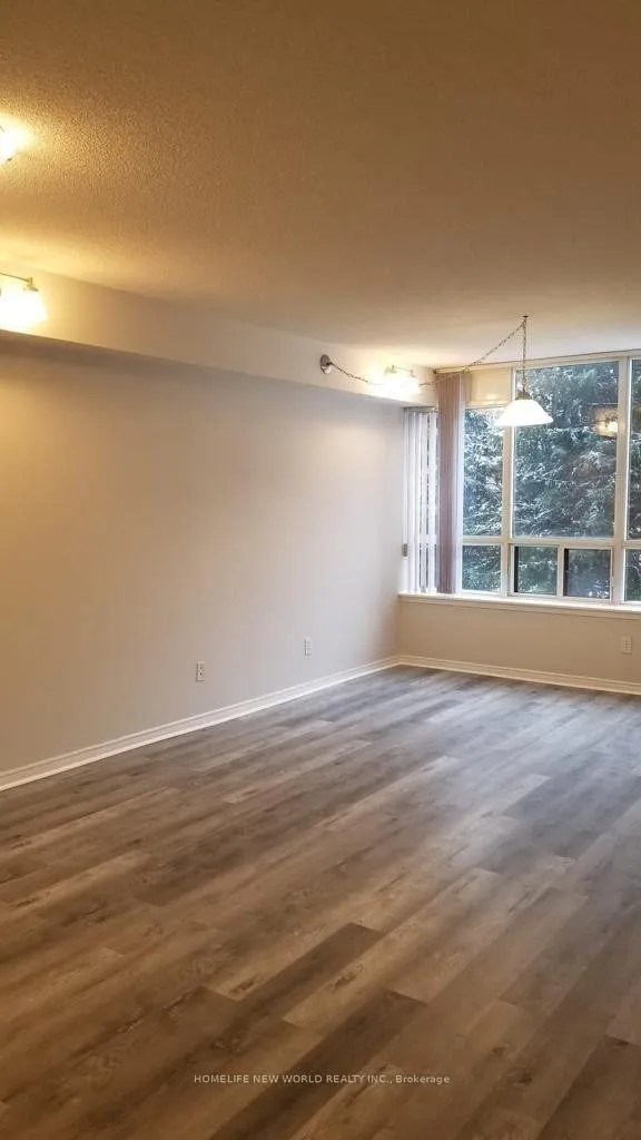Photo 26 of Unit 205, 81 Townsgate Drive, Vaughan, Crestwood-Springfarm-Yorkhill — HOMEH