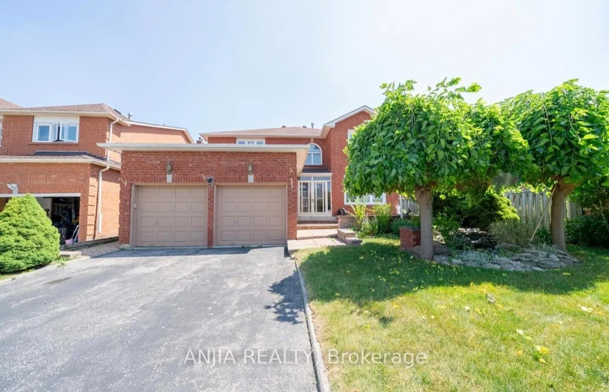Front of Unit Basement, 5 Janna Court