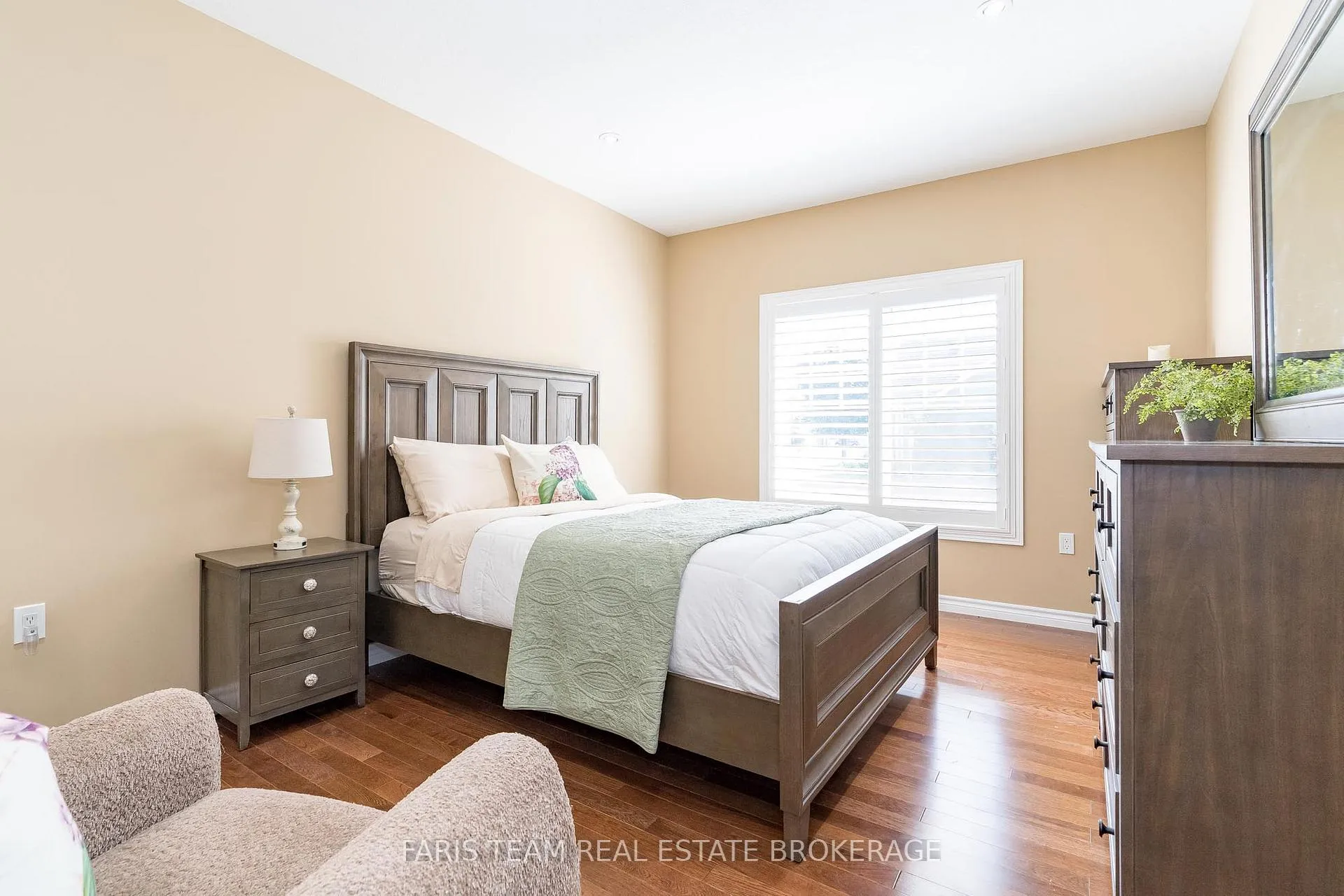Photo 20 of 2 Grew Crescent, Penetanguishene — HOMEH