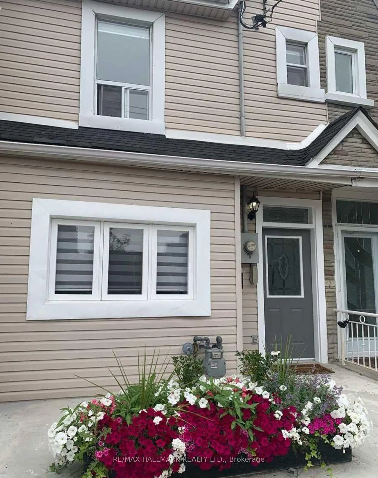 Photo 1 of 16 Brock Avenue, Toronto, Roncesvalles — HOMEH