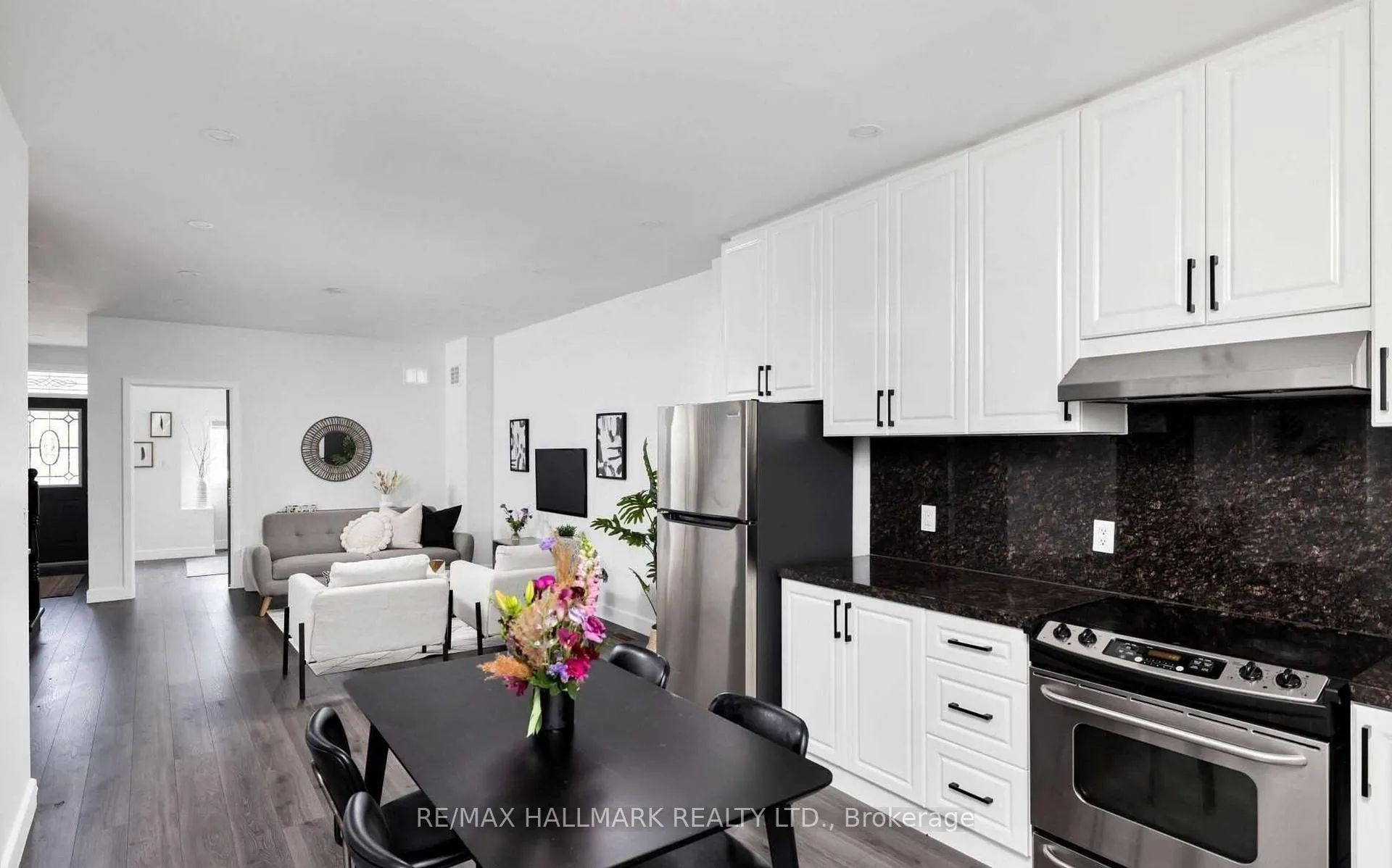 Photo 7 of 16 Brock Avenue, Toronto, Roncesvalles — HOMEH