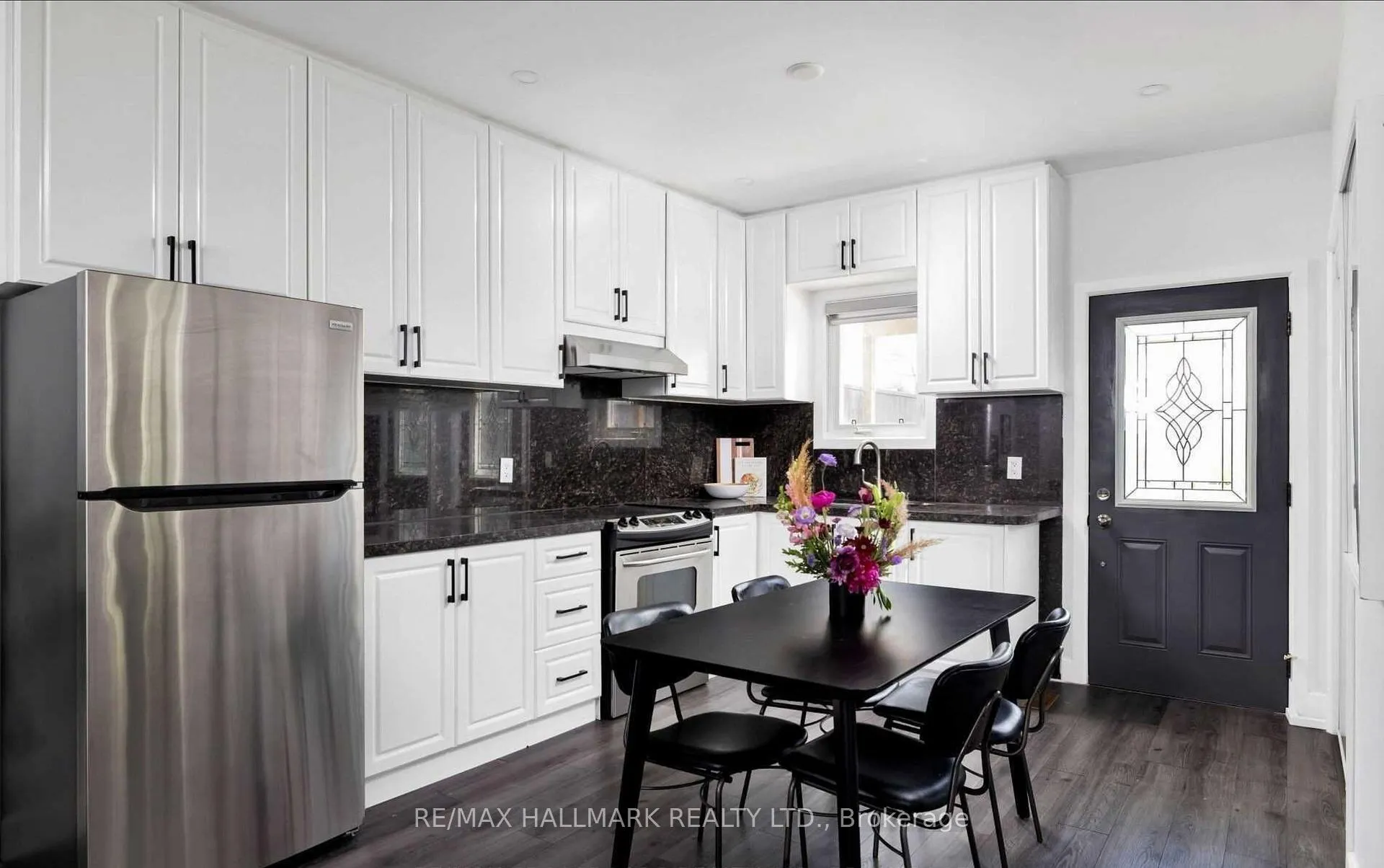 Photo 8 of 16 Brock Avenue, Toronto, Roncesvalles — HOMEH