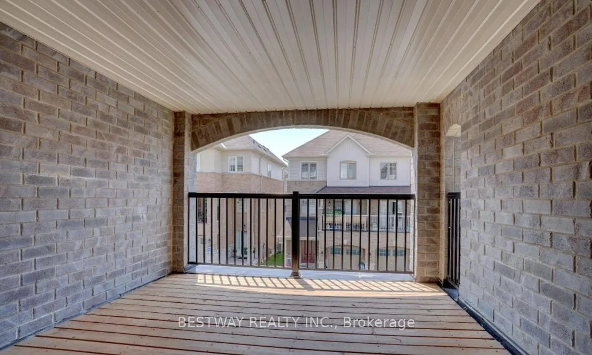 Photo 3 of 9 Mortlock Street, Ajax, Central East — HOMEH