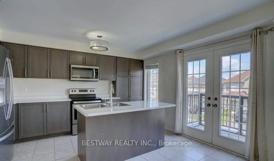 Photo 5 of 9 Mortlock Street, Ajax, Central East — HOMEH
