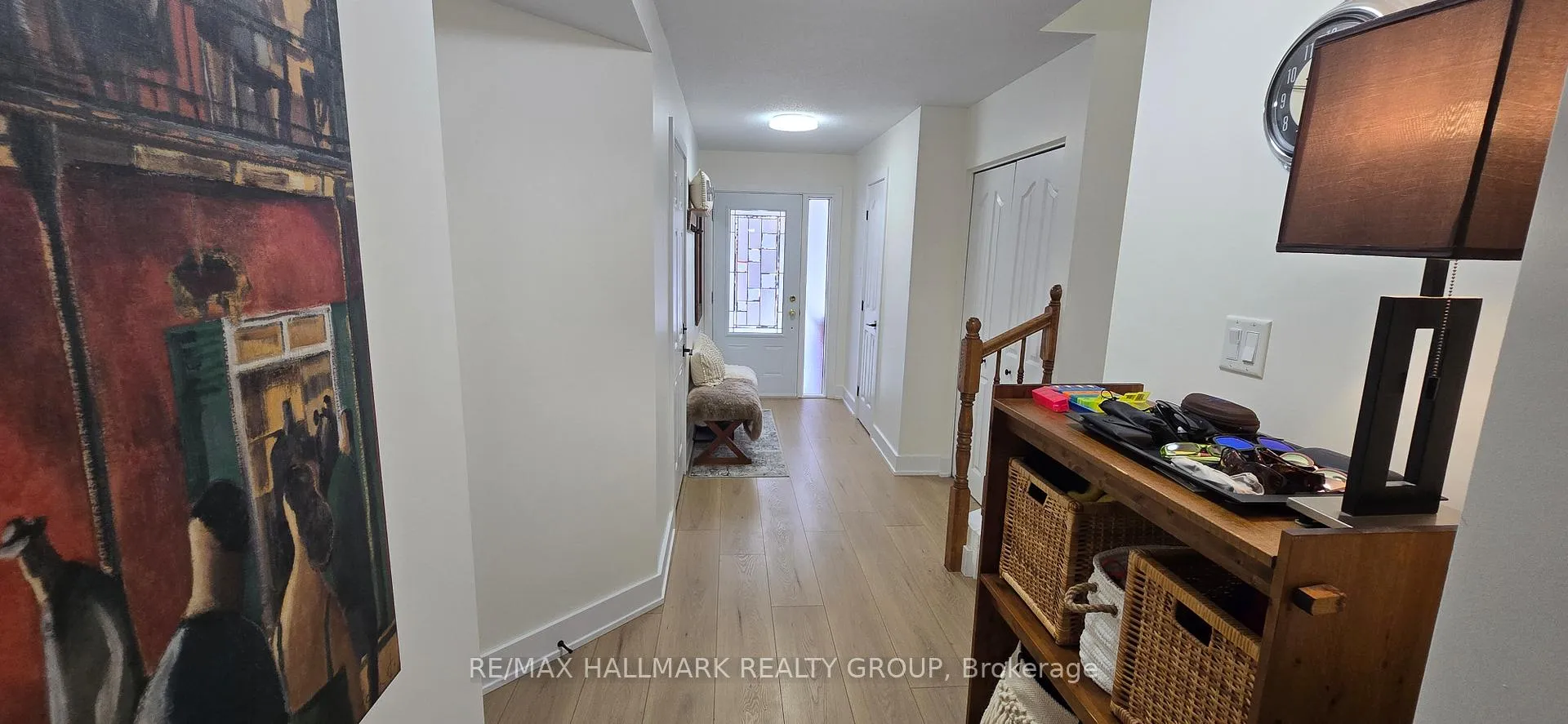 Photo 3 of 158 Fordham Private, Ottawa, Central Park — HOMEH