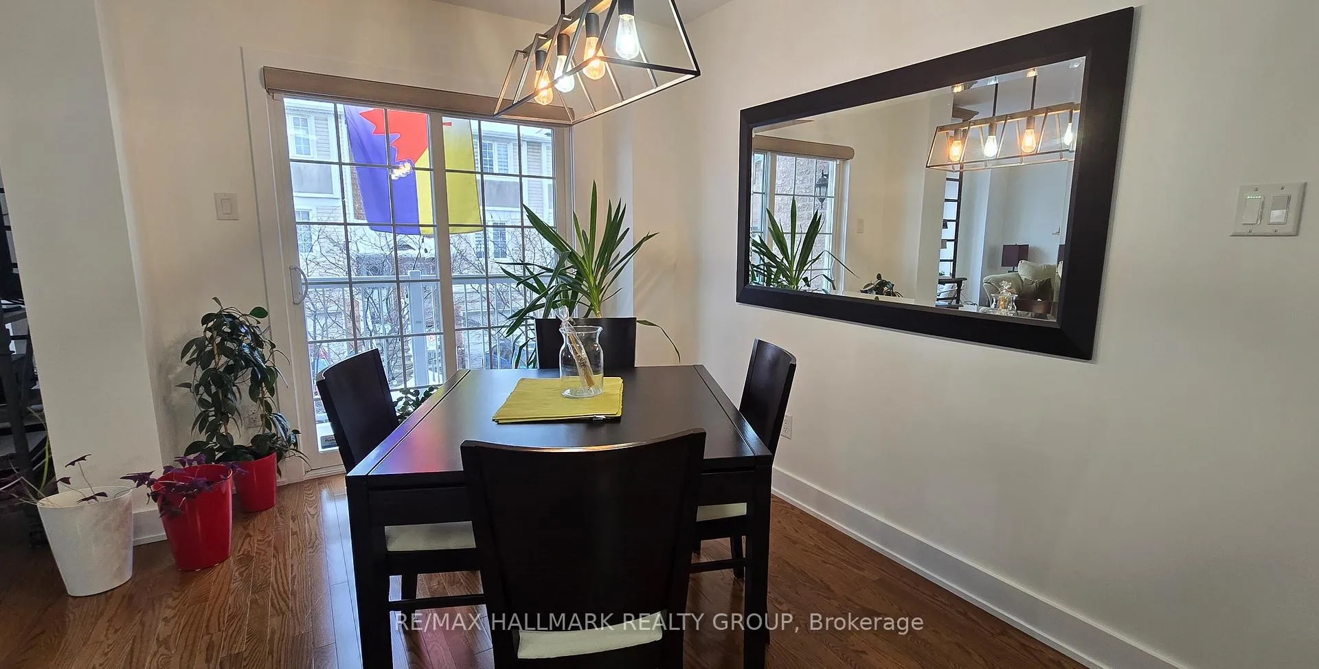 Photo 13 of 158 Fordham Private, Ottawa, Central Park — HOMEH